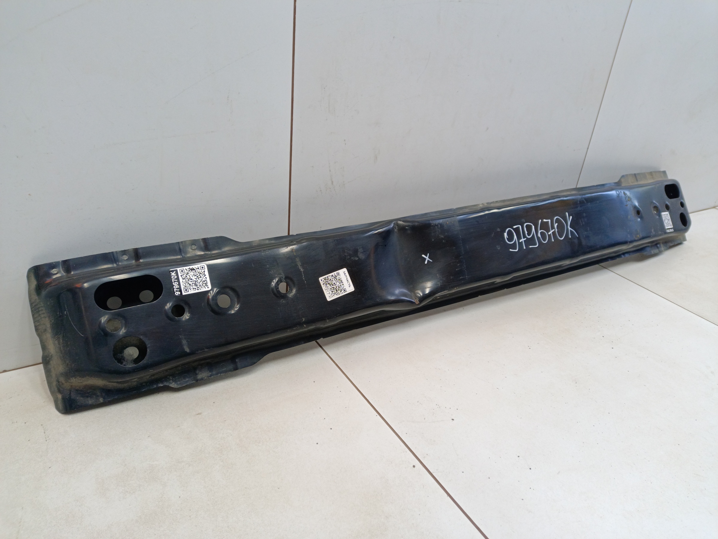 Усилитель заднего бампера Toyota Camry V70