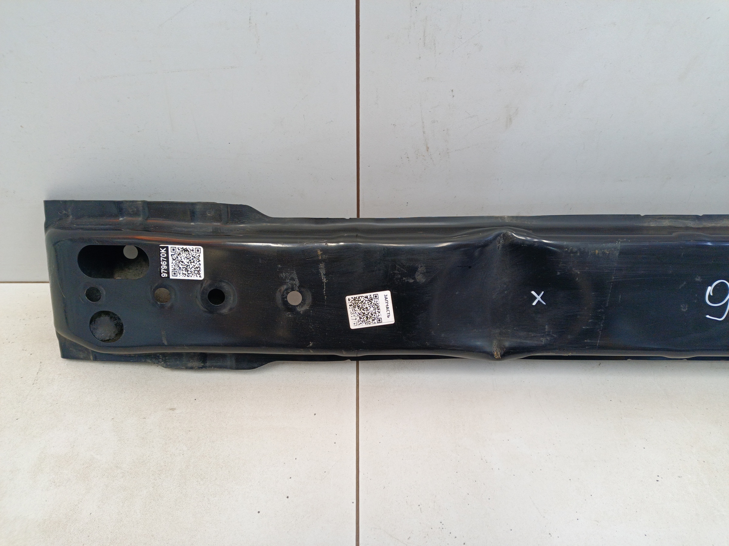 Усилитель заднего бампера Toyota Camry V70