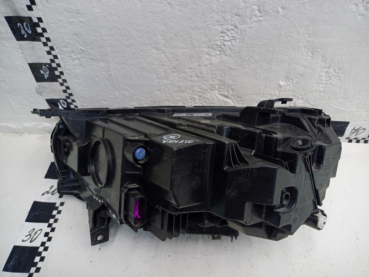Фара передняя правая Geely Monjaro
