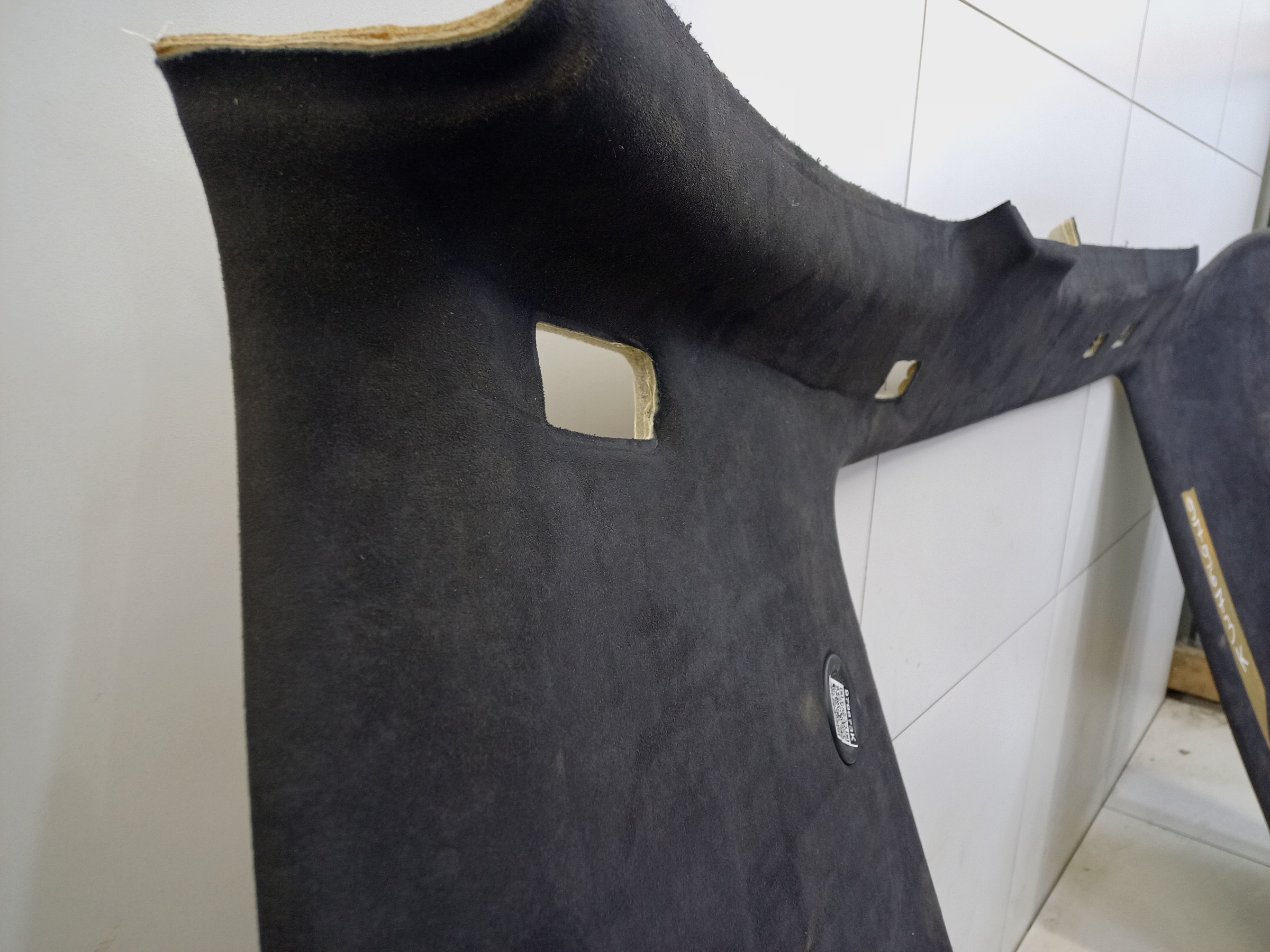 Обшивка крыши " потолок " Jaguar E-Pace Restail