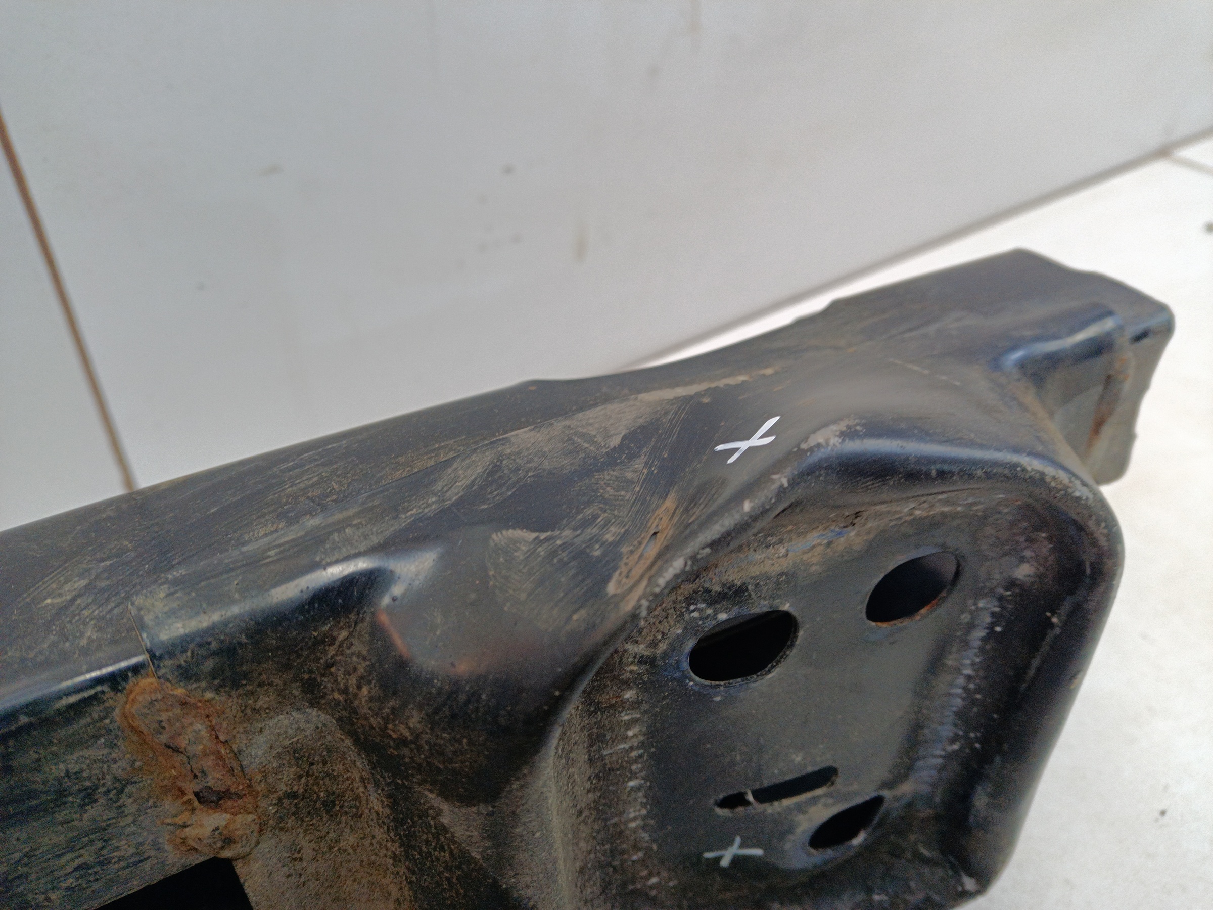 Усилитель заднего бампера Toyota RAV4 XA50