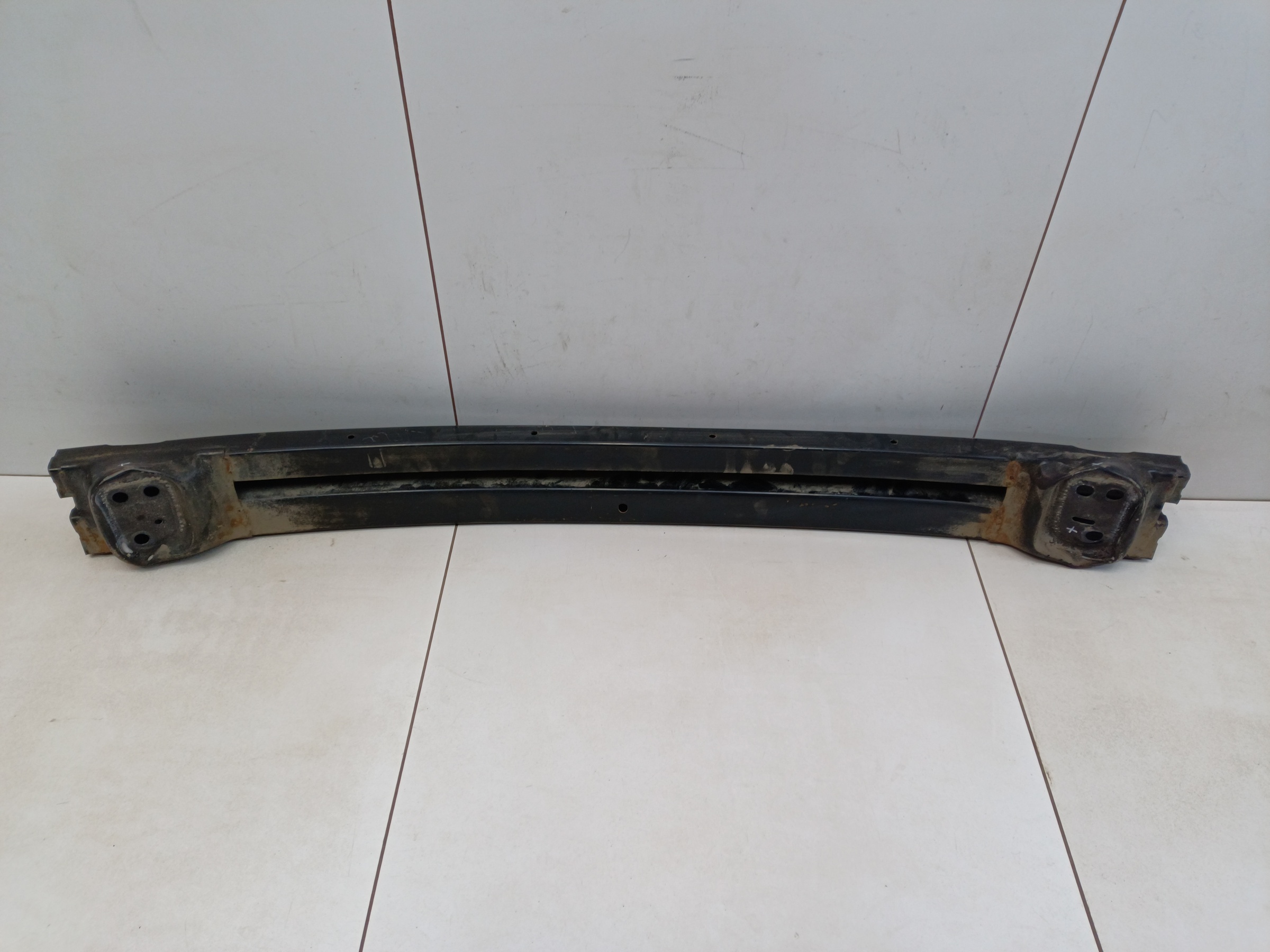 Усилитель заднего бампера Toyota RAV4 XA50