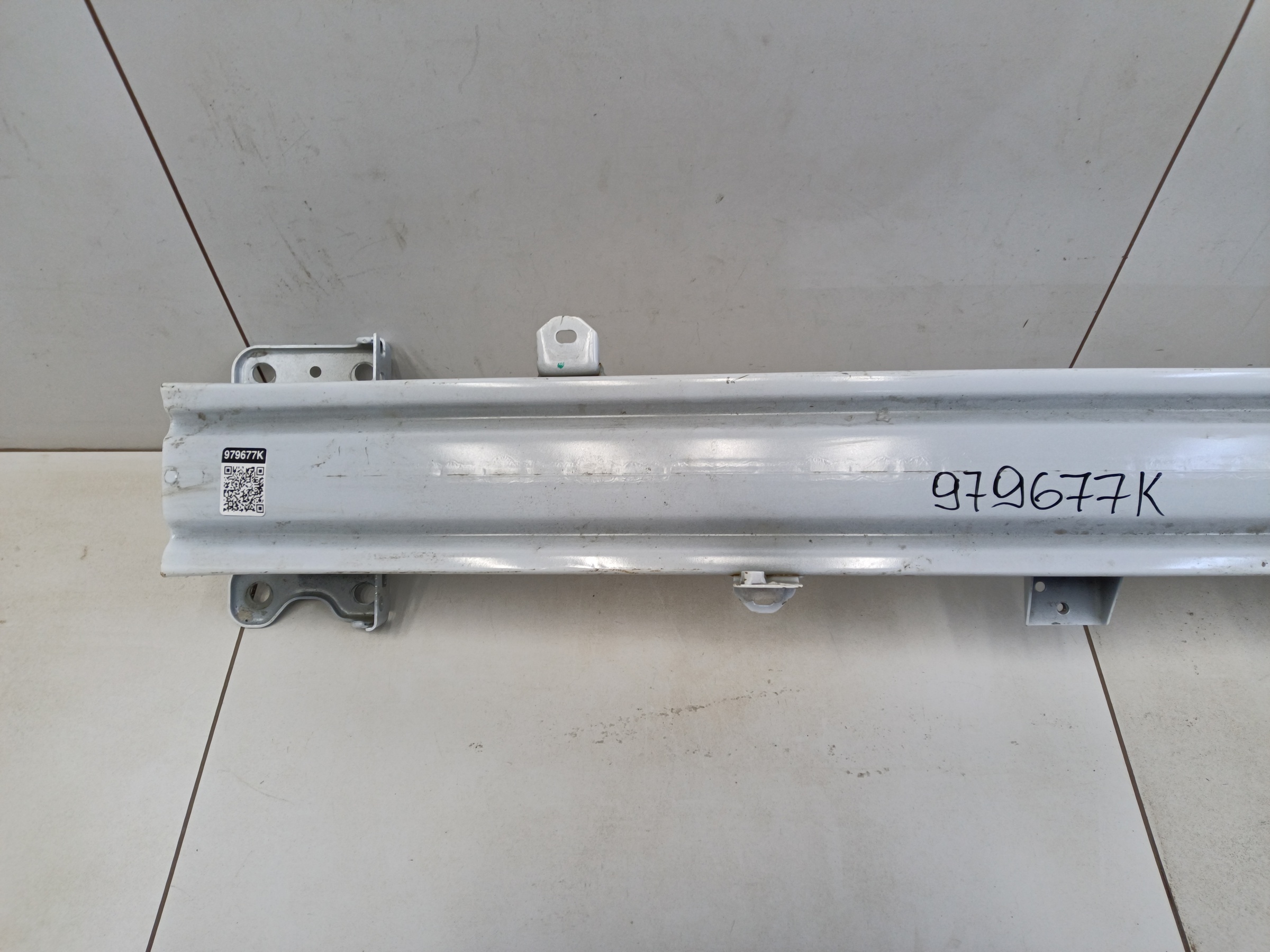 Усилитель переднего бампера Geely Coolray