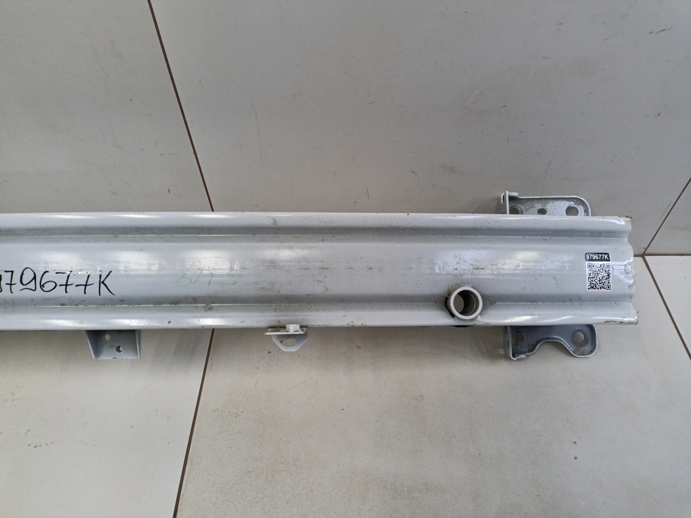 Усилитель переднего бампера Geely Coolray