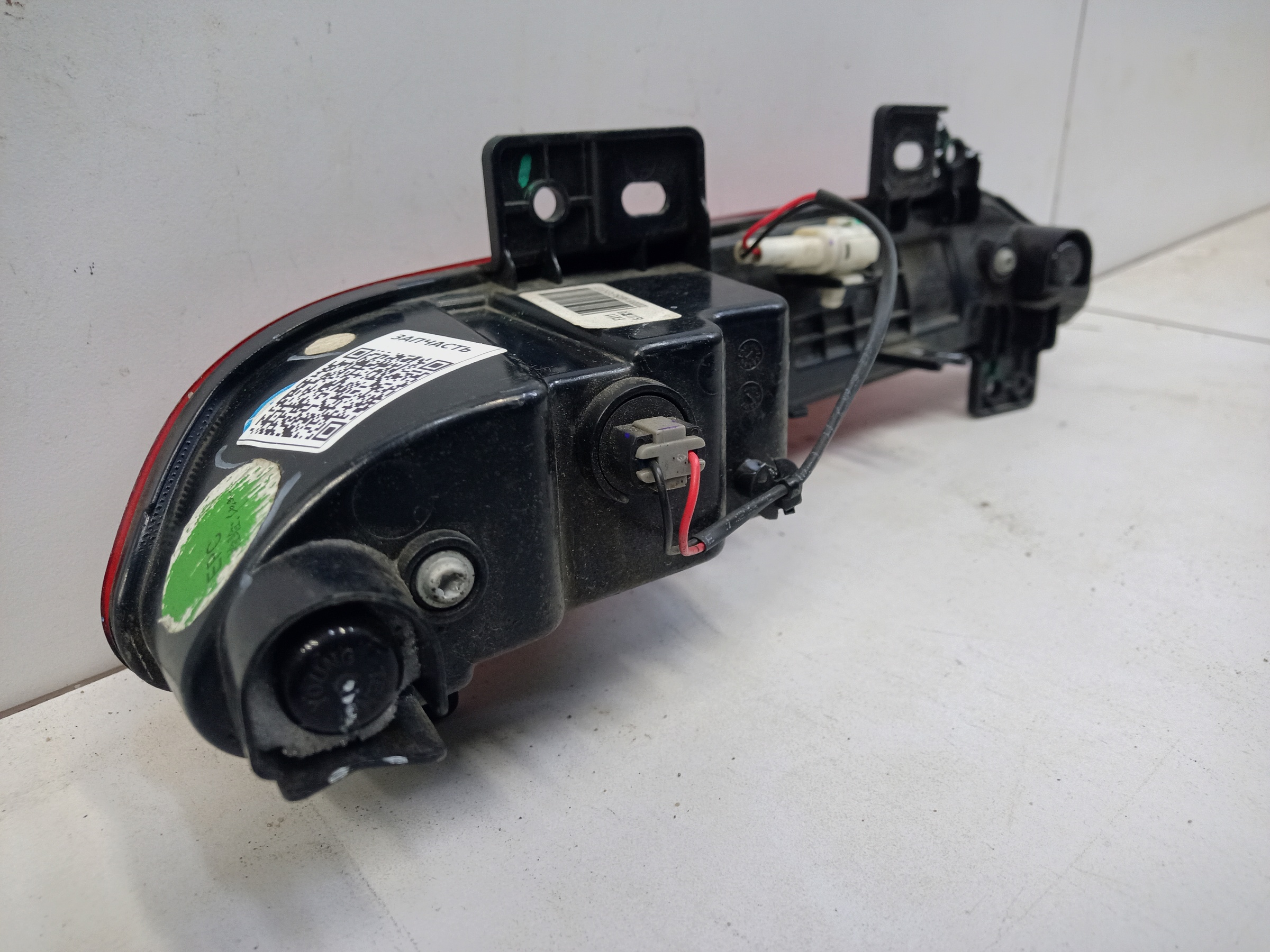 Фара ПТФ задняя правая Geely Atlas 2