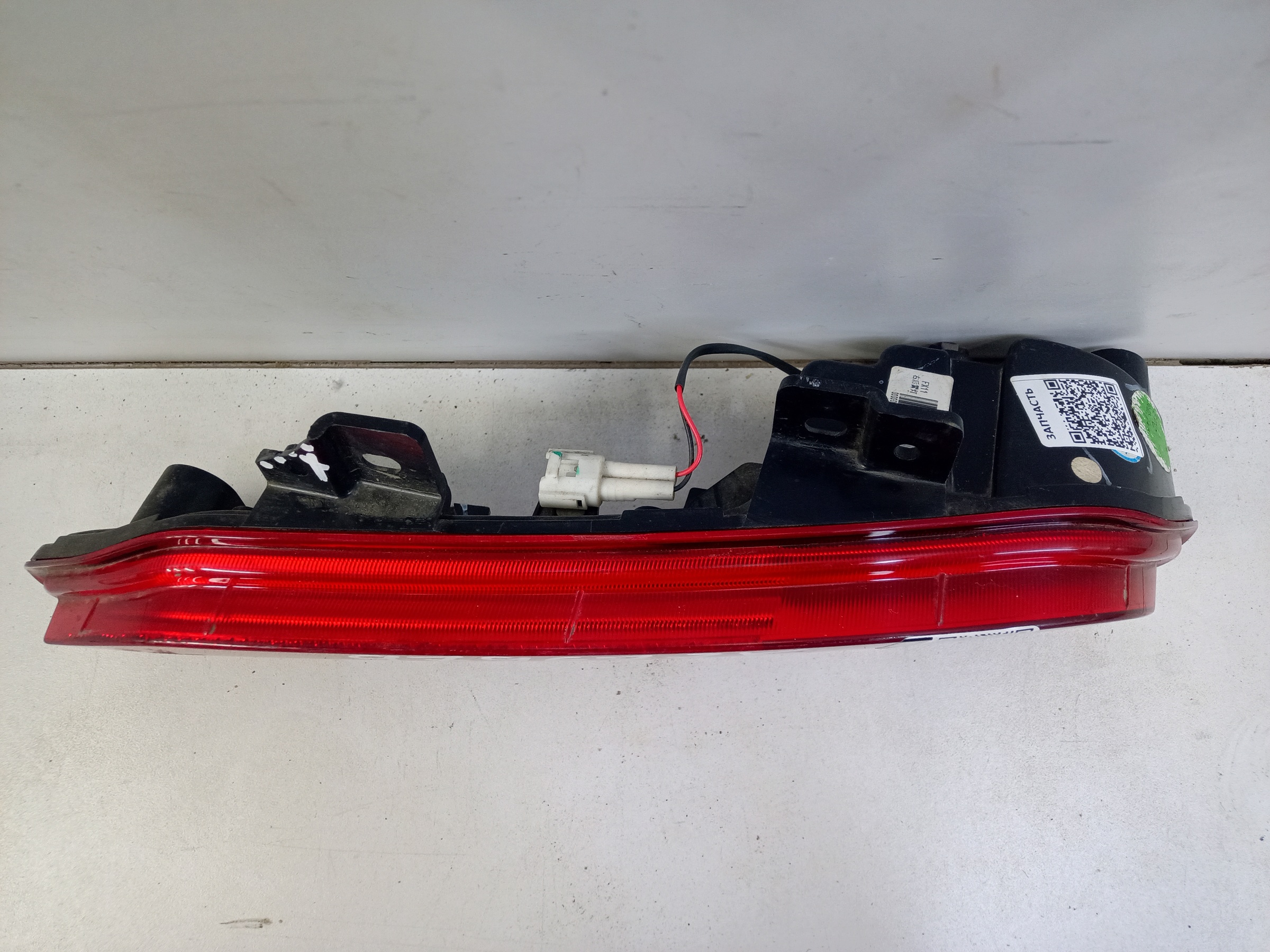 Фара ПТФ задняя правая Geely Atlas 2