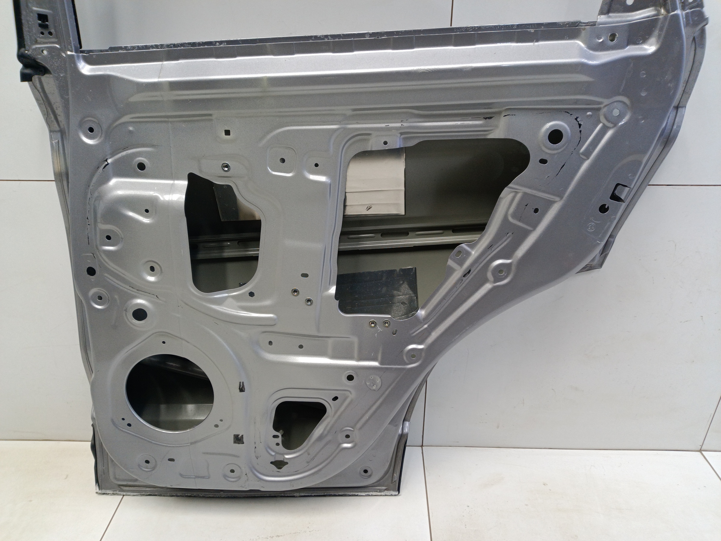 Дверь задняя правая Geely Coolray