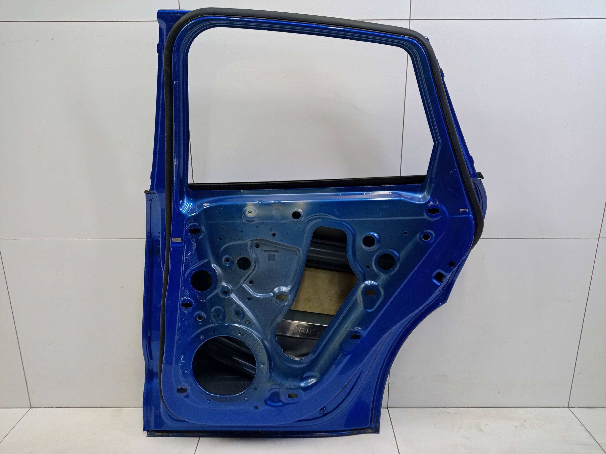 Дверь задняя правая Porsche Macan 1