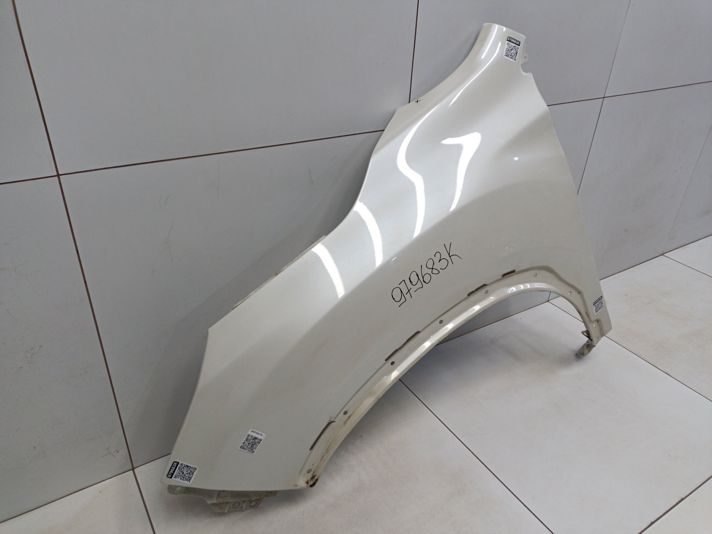 Крыло переднее левое Subaru Forester 5 SK