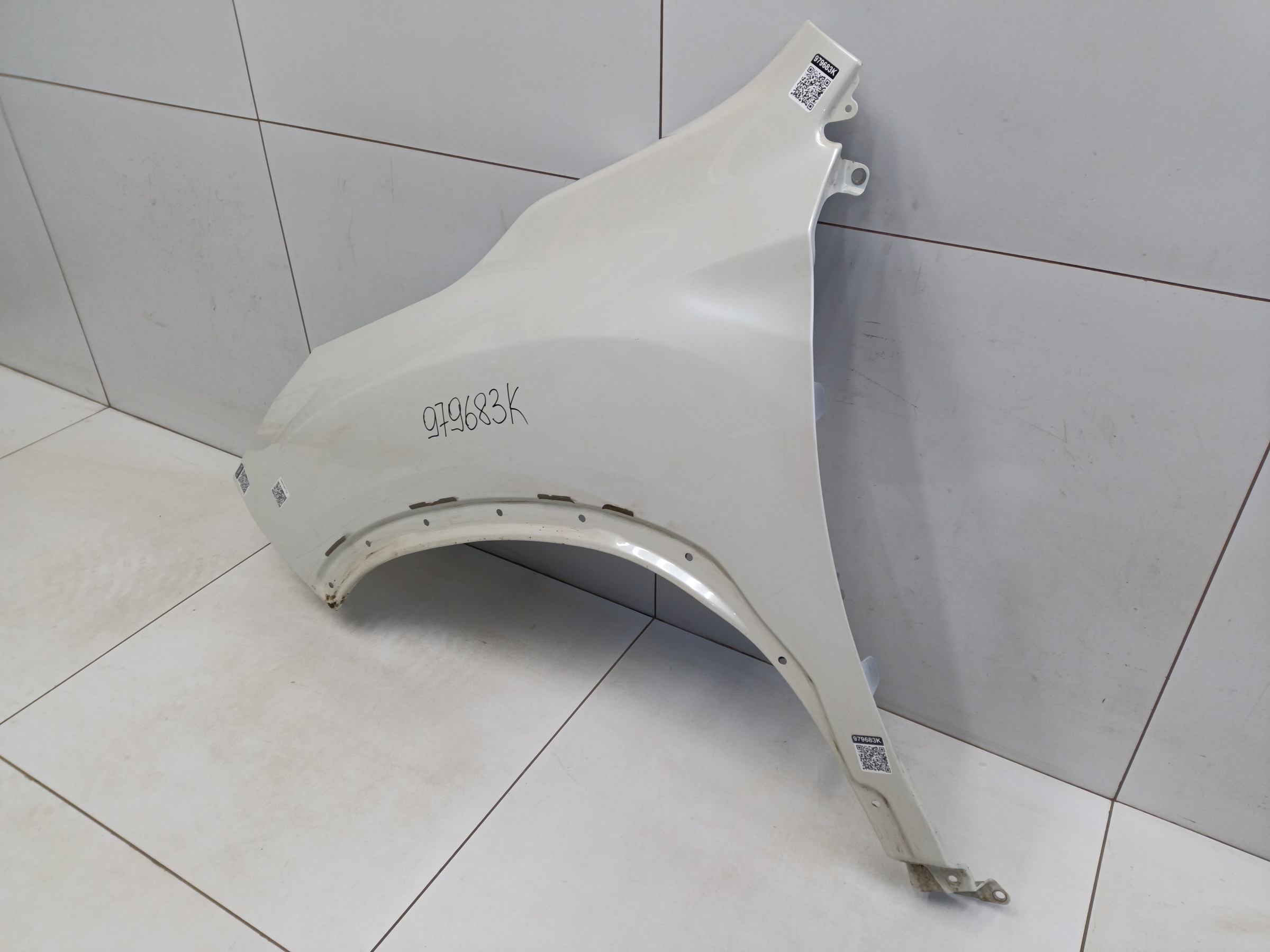 Крыло переднее левое Subaru Forester 5 SK