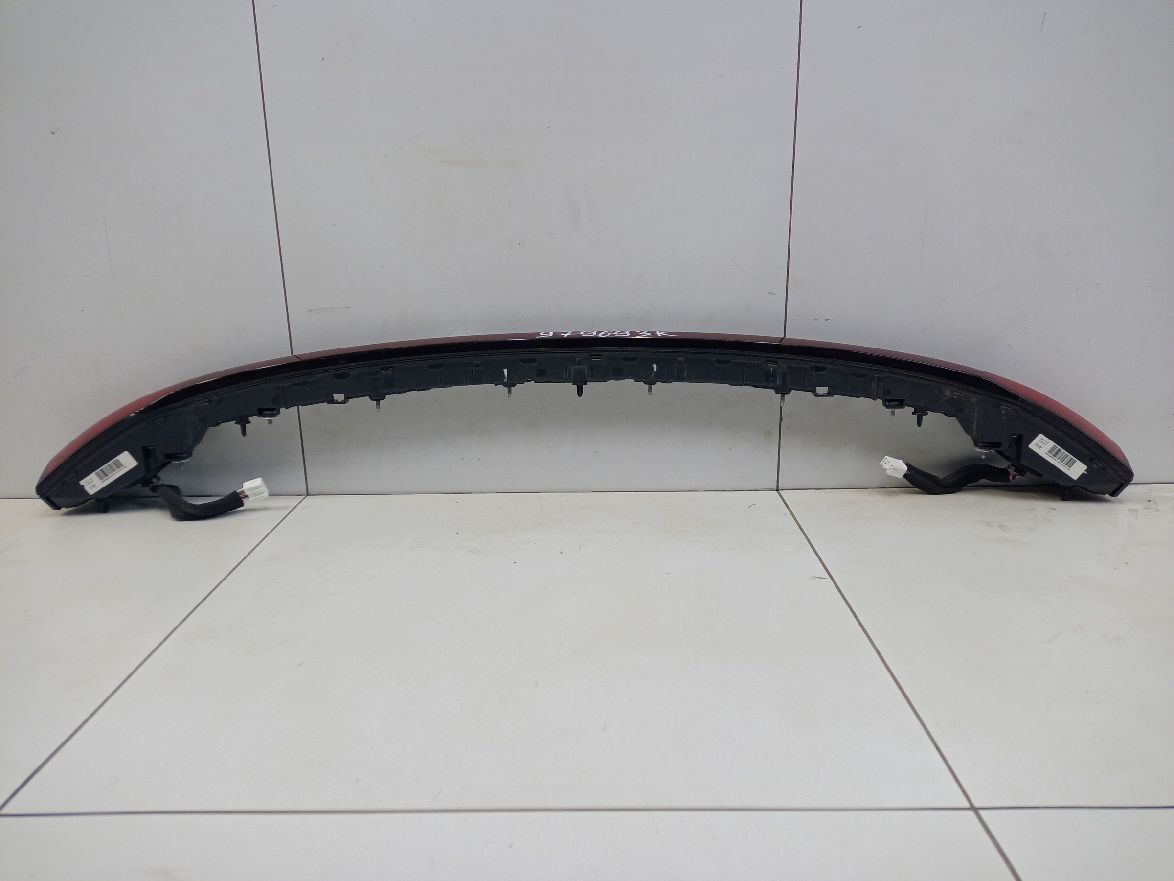 Фонарь крышки багажника центральный Geely Coolray Restail