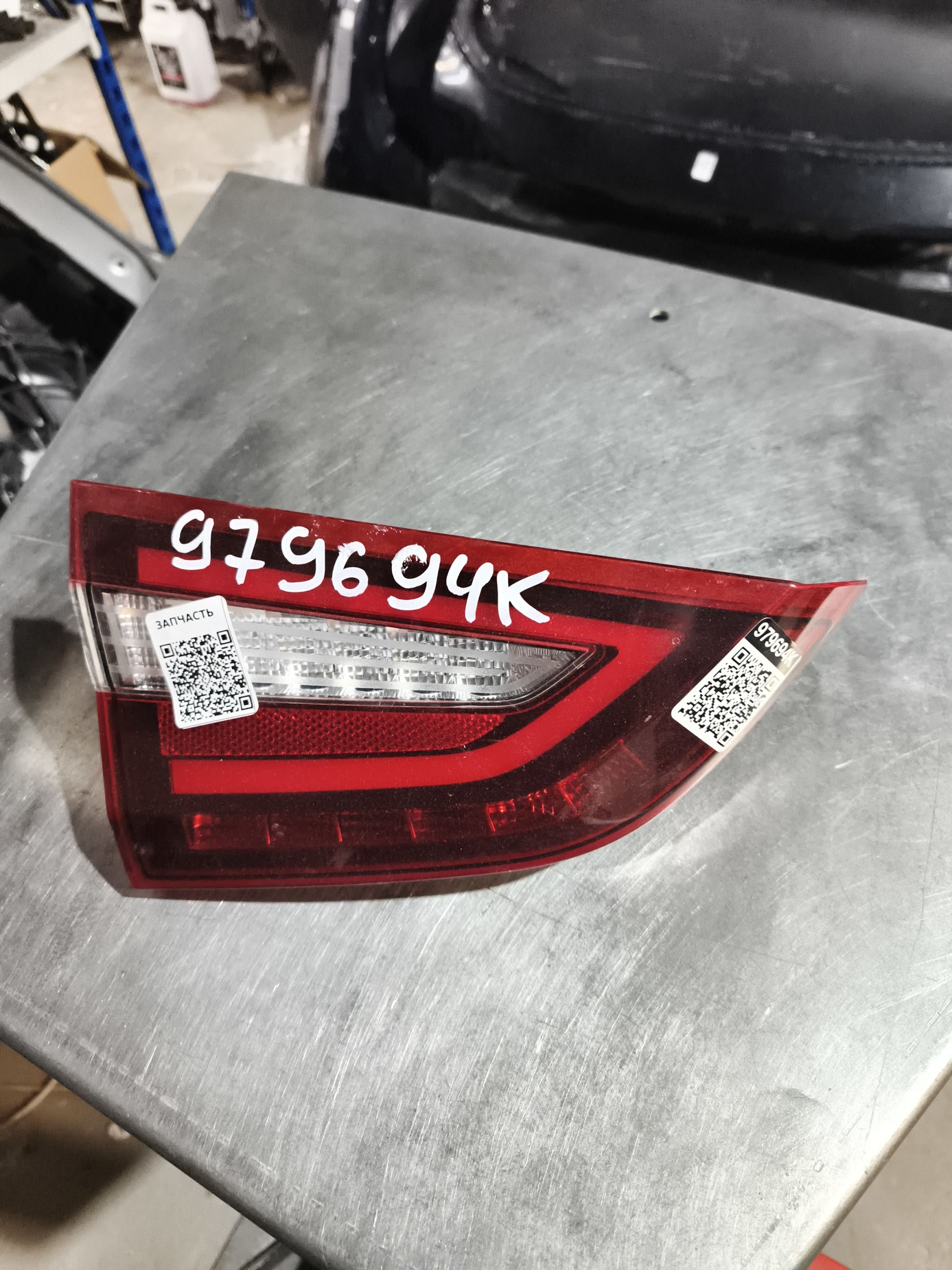 Фонарь задний левый внутренний Lada Vesta Restail LED