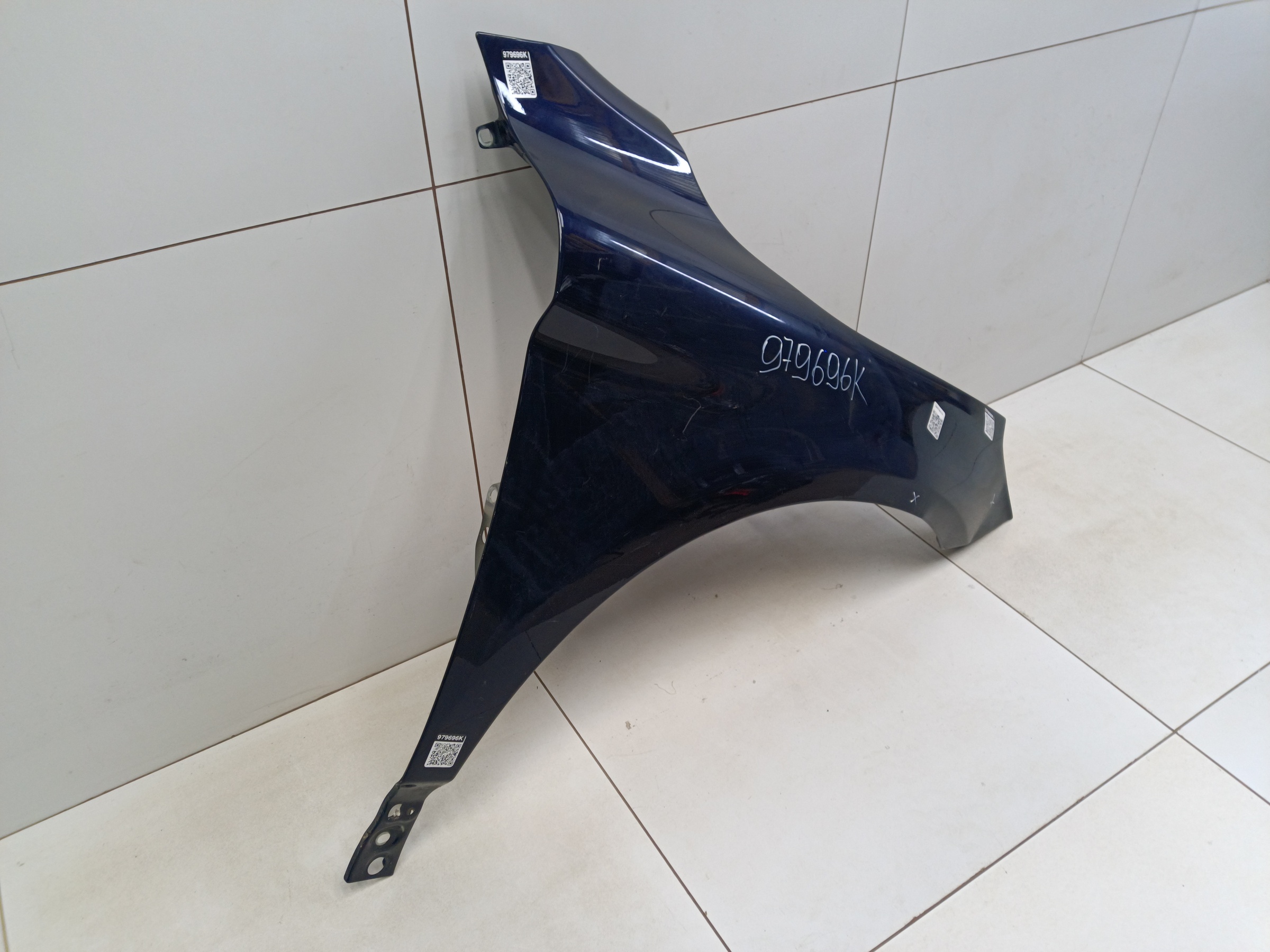 Крыло переднее правое Volvo XC60 1