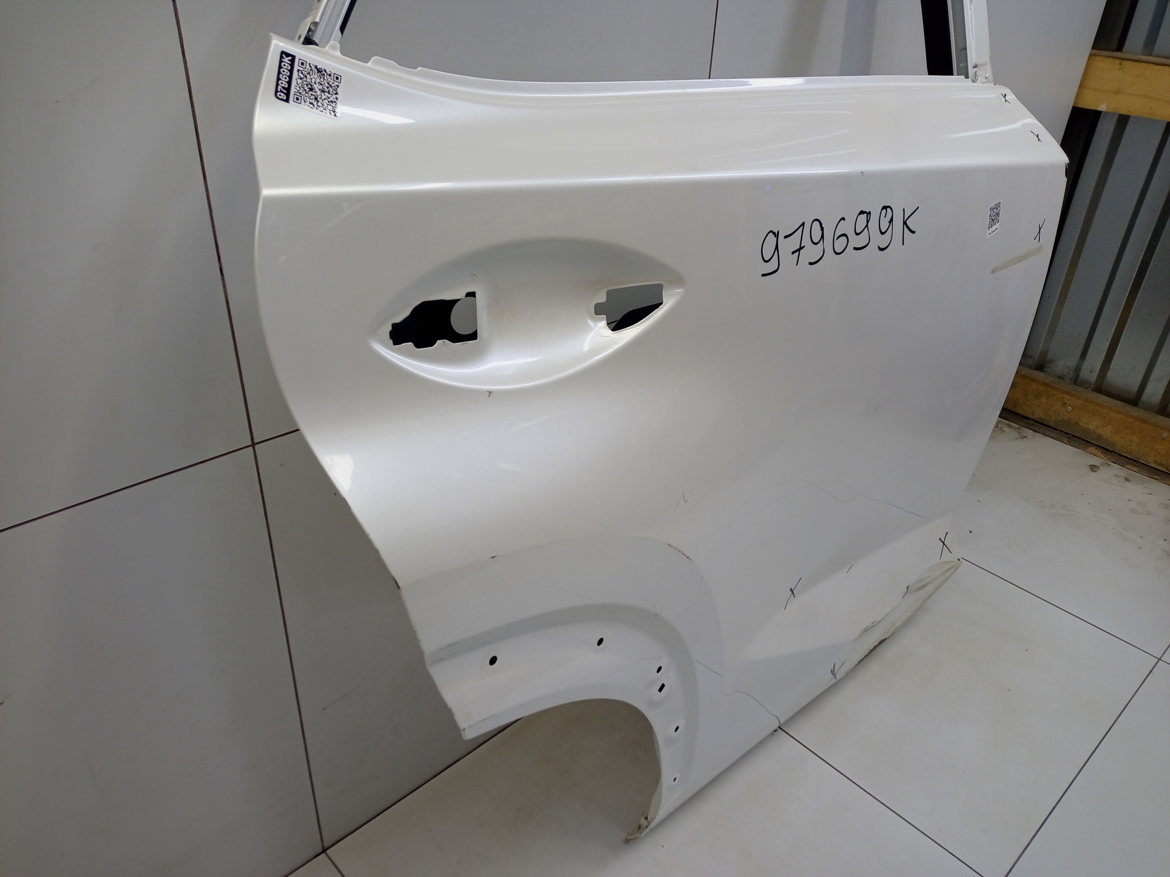 Дверь задняя правая Lexus NX