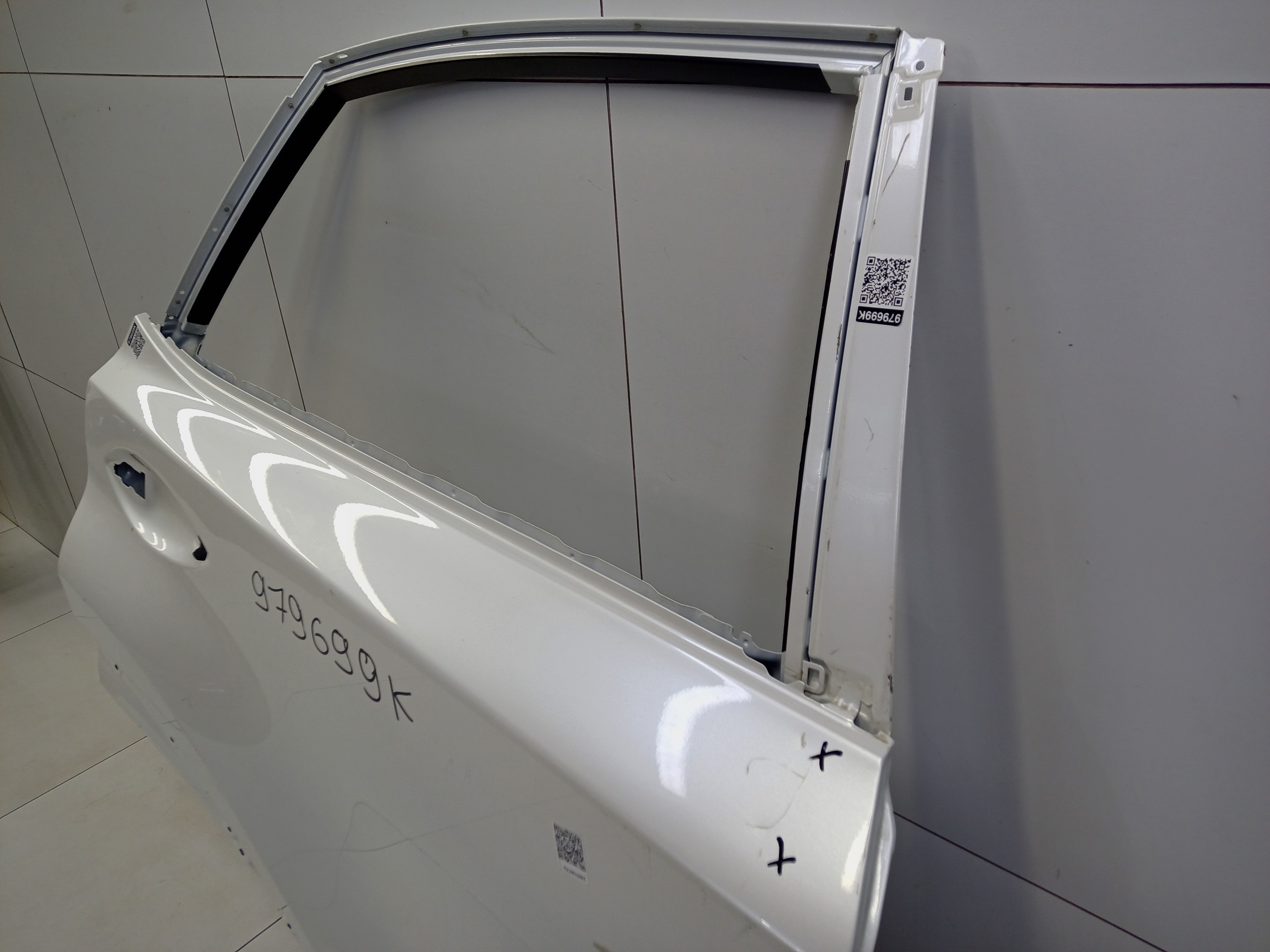 Дверь задняя правая Lexus NX