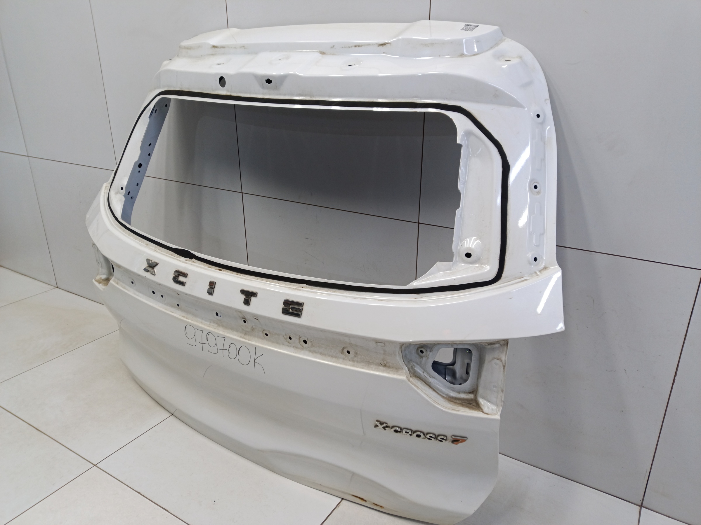 Крышка багажника Chery Tiggo 8 с датчиком защемления