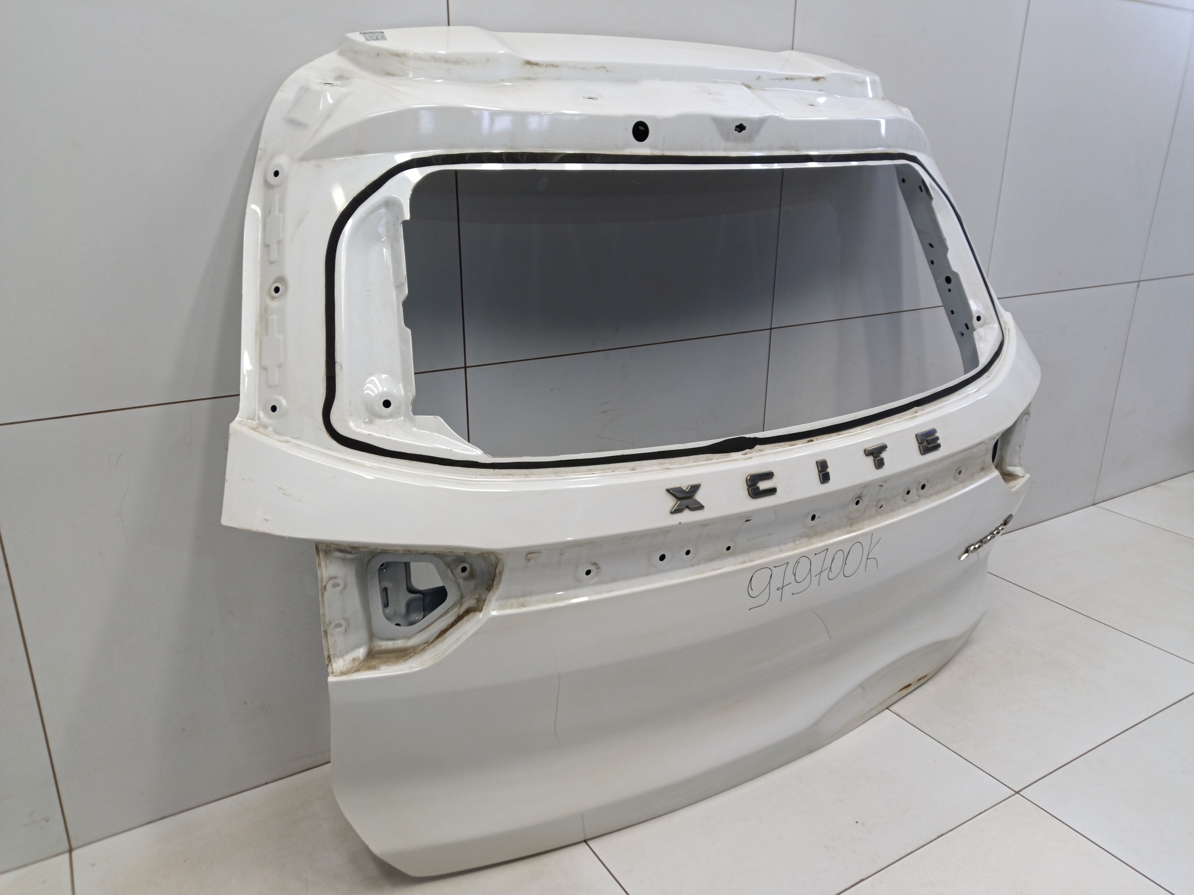 Крышка багажника Chery Tiggo 8 с датчиком защемления