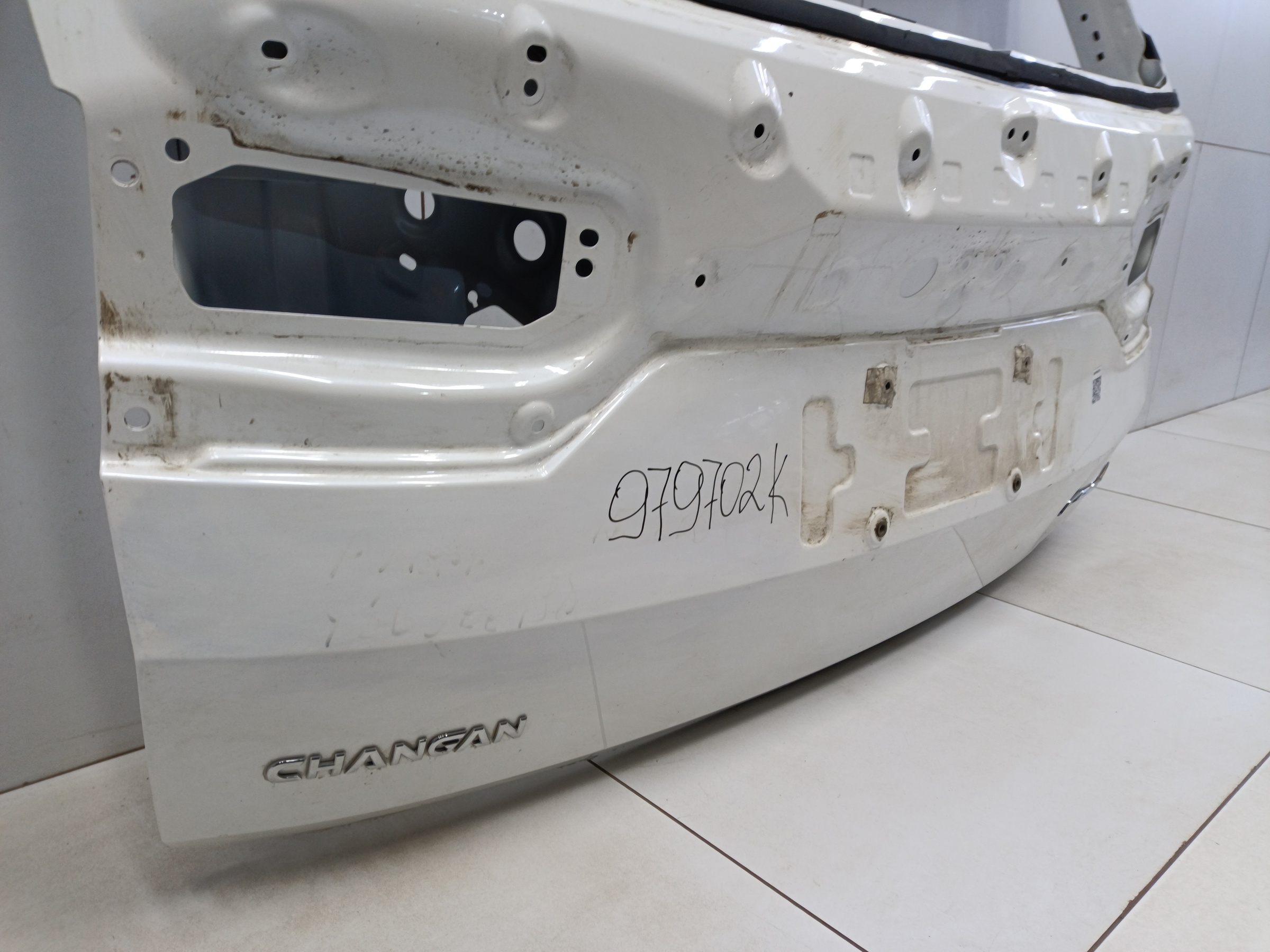 Крышка багажника Changan CS35Plus