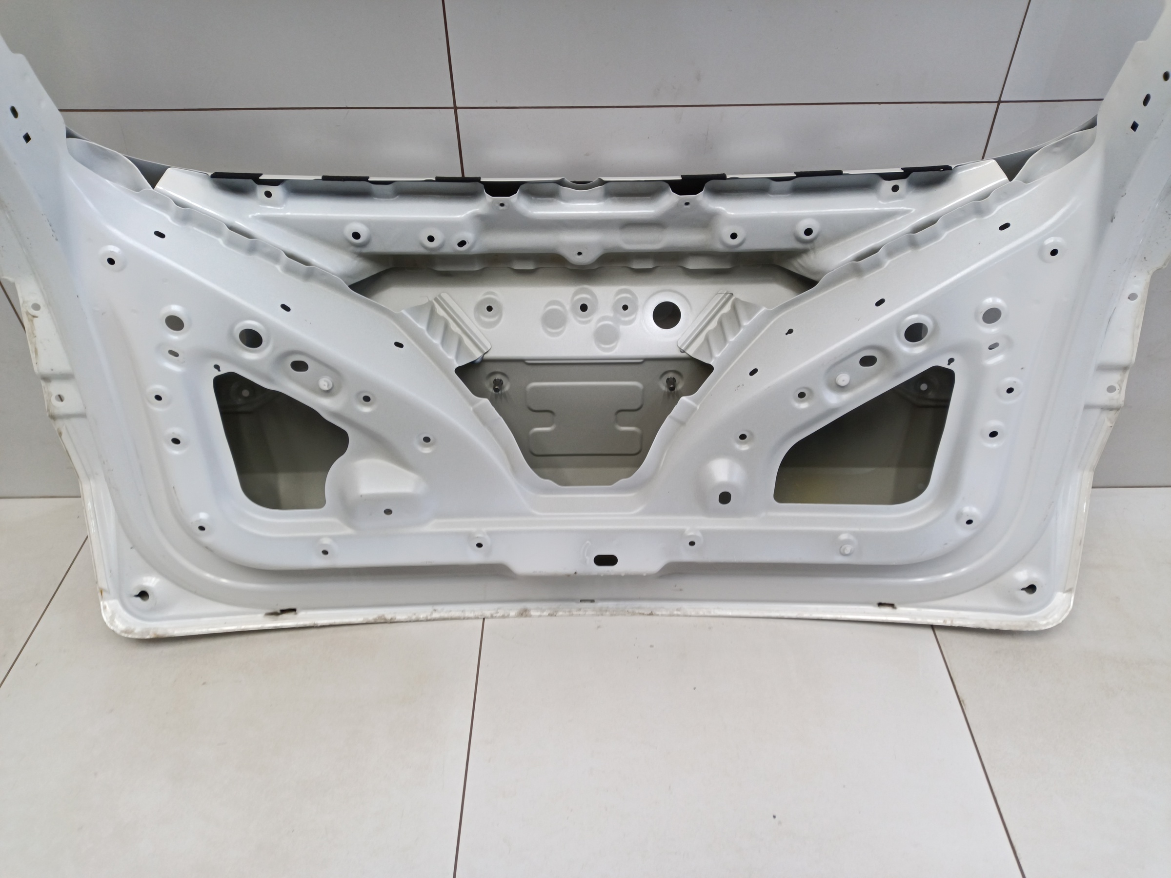 Крышка багажника Changan CS35Plus