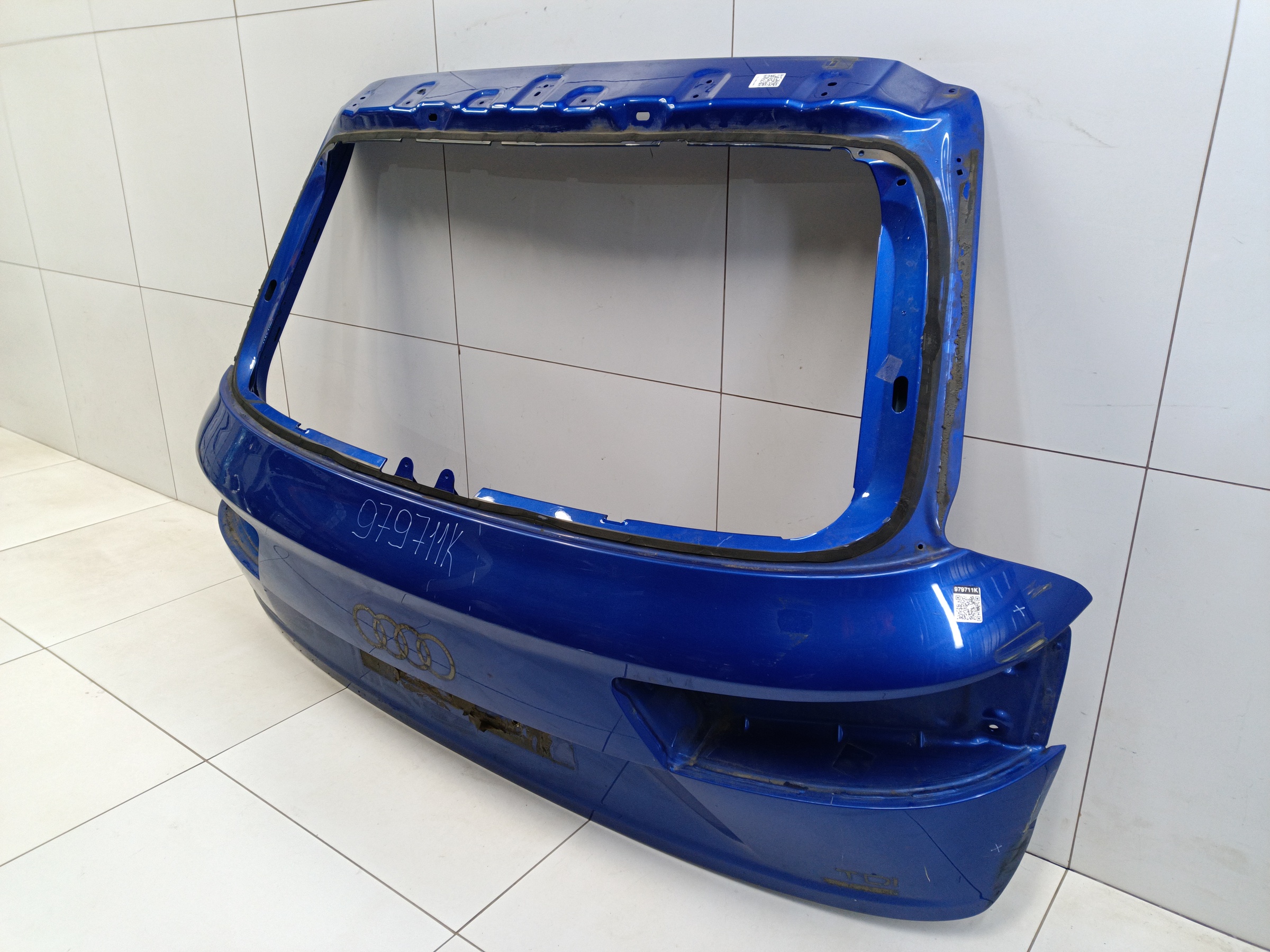 Крышка багажника Audi Q7 2