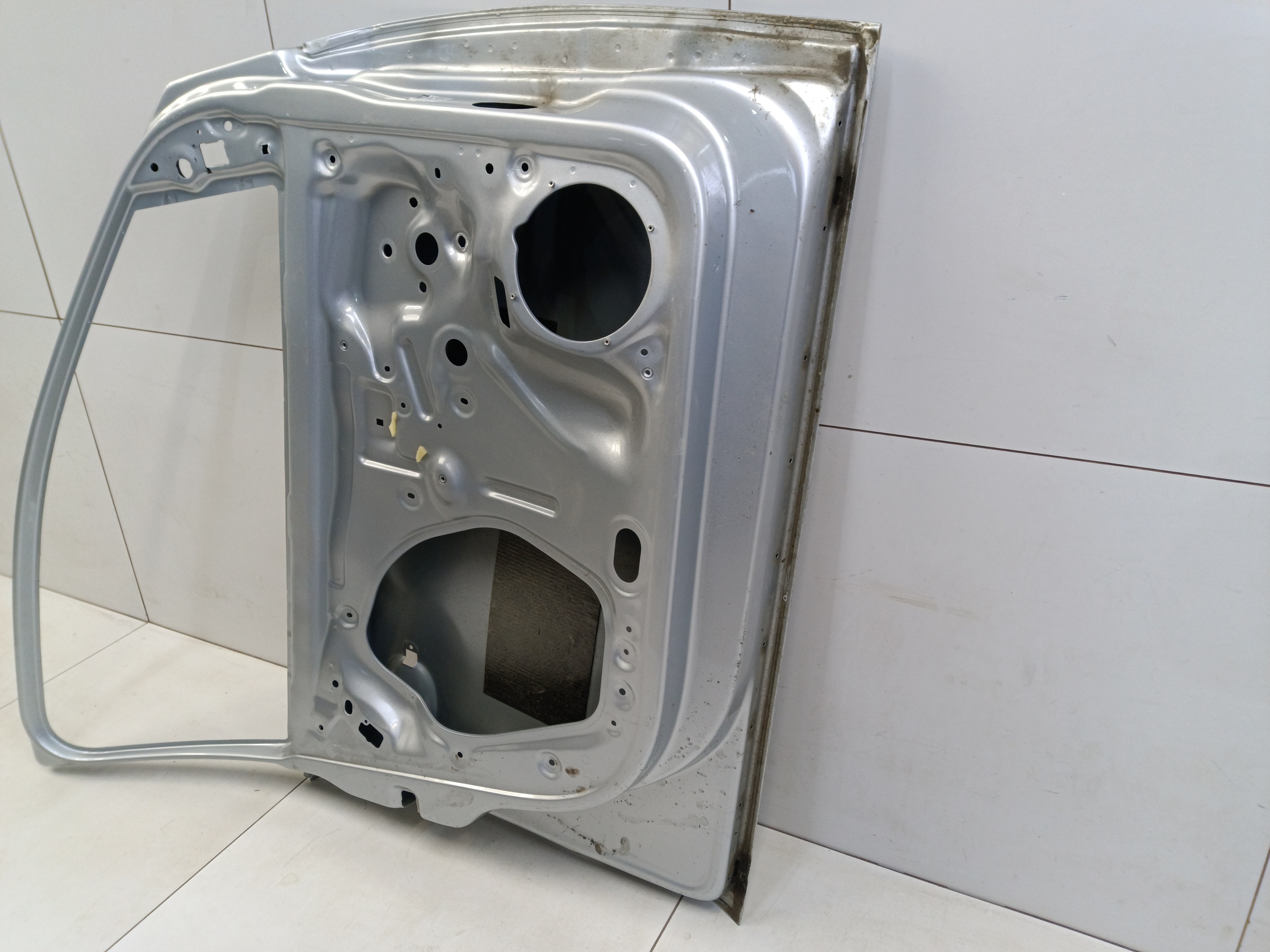 Дверь передняя левая Volkswagen Polo 5 Sedan