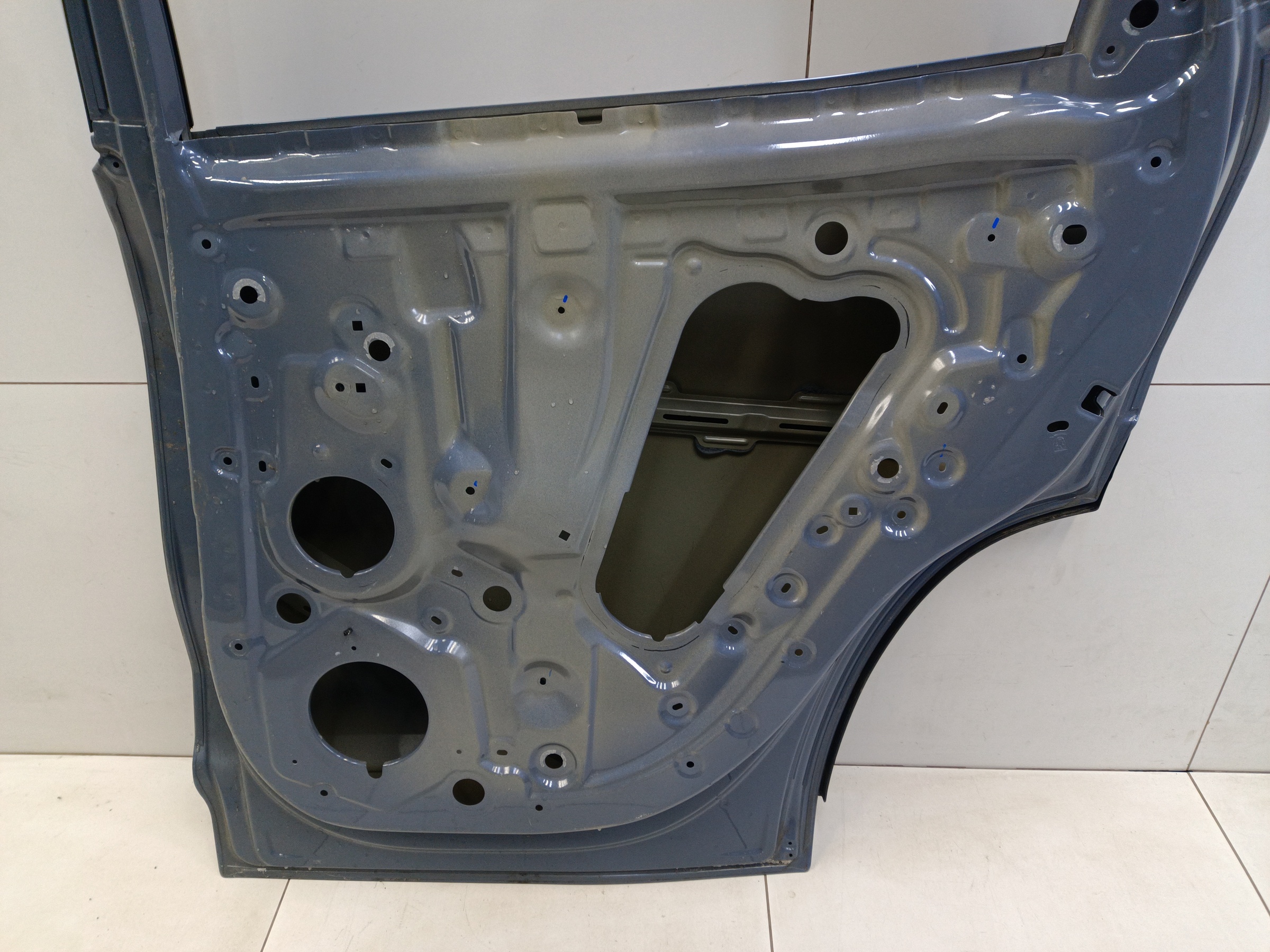 Дверь задняя правая Geely Atlas 2