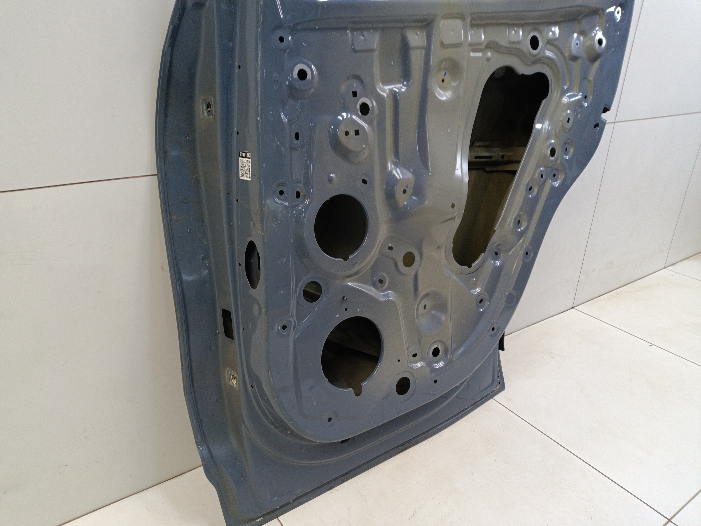 Дверь задняя правая Geely Atlas 2