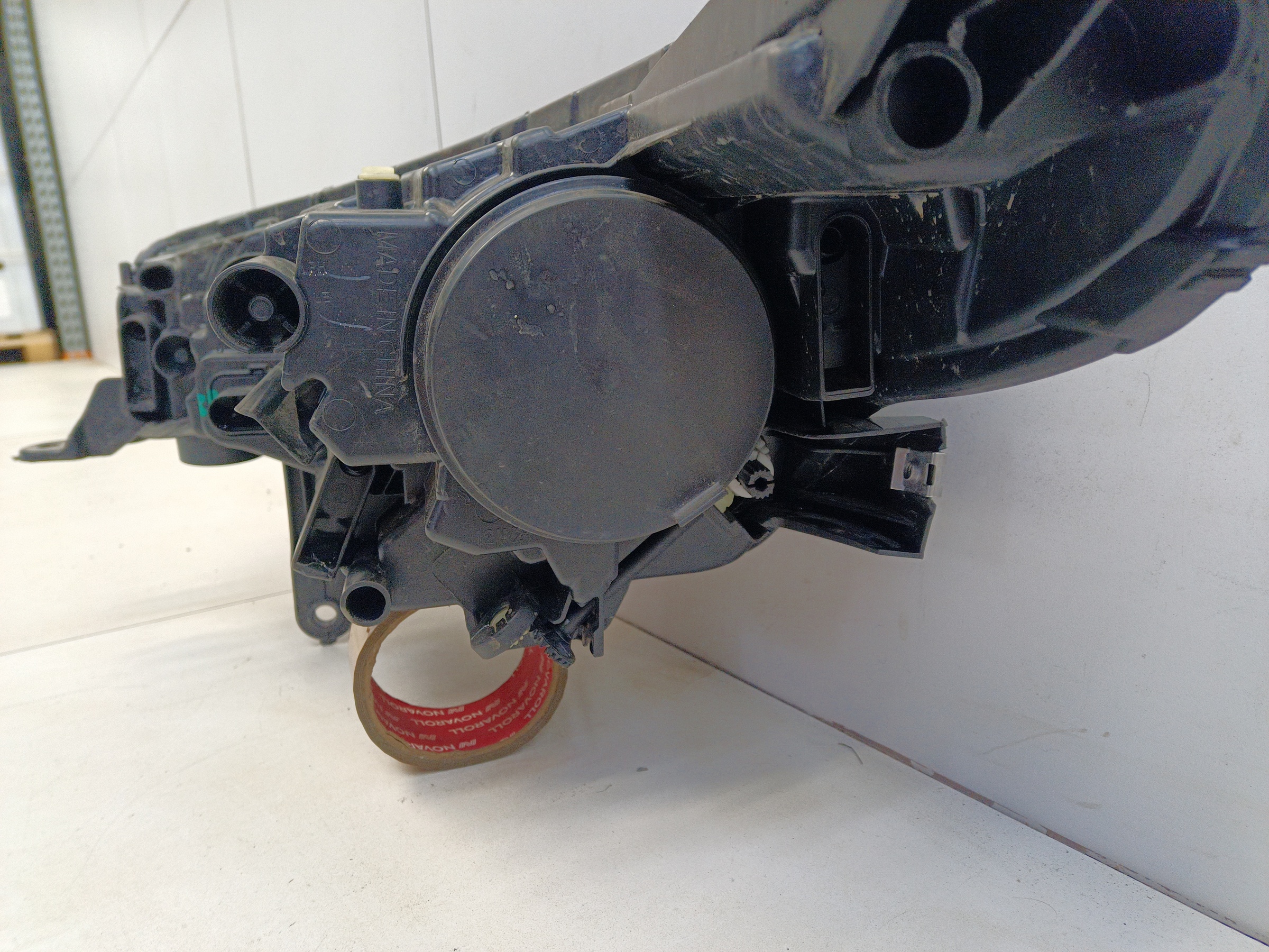 Фара передняя правая Omoda S5 Галоген