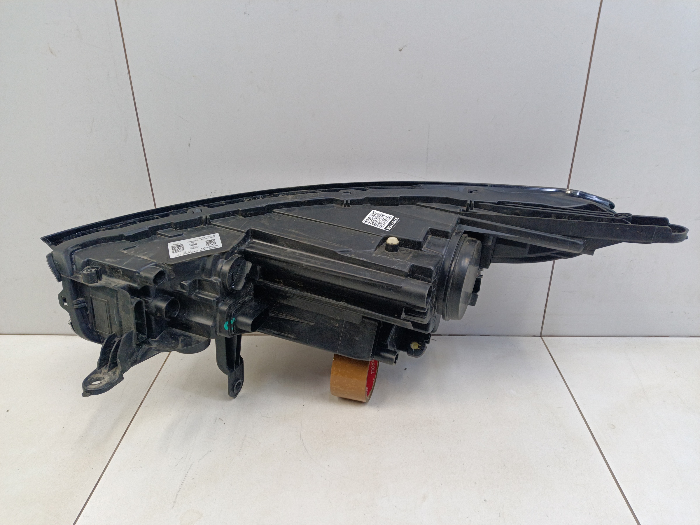 Фара передняя правая Omoda S5 Галоген