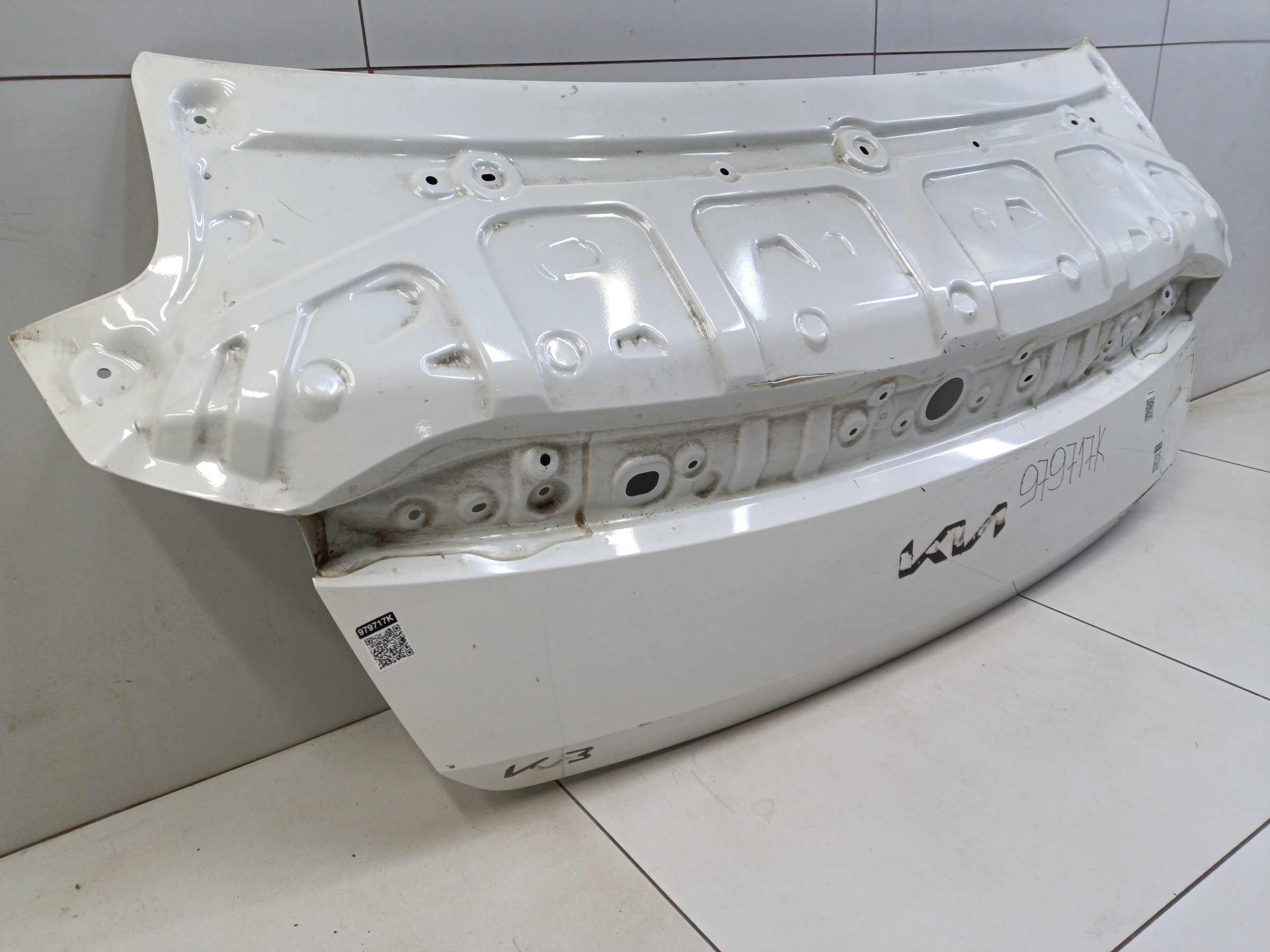 Крышка багажника Kia K8