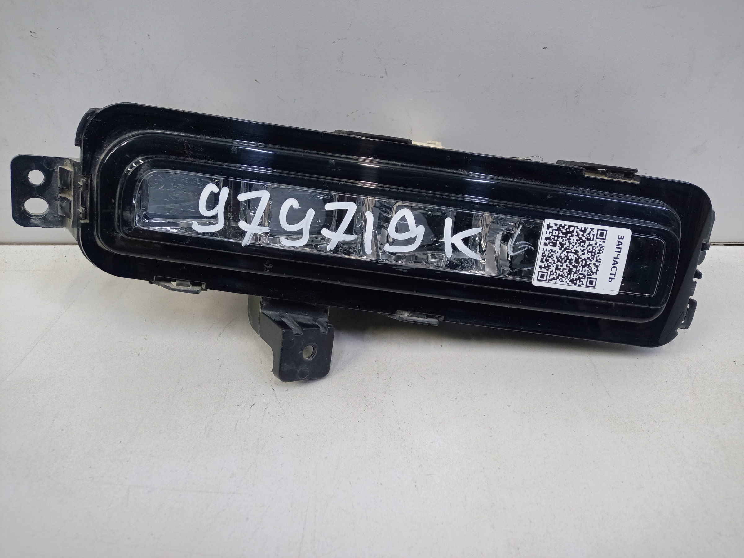 Фара ПТФ передняя правая Tank 500 LED