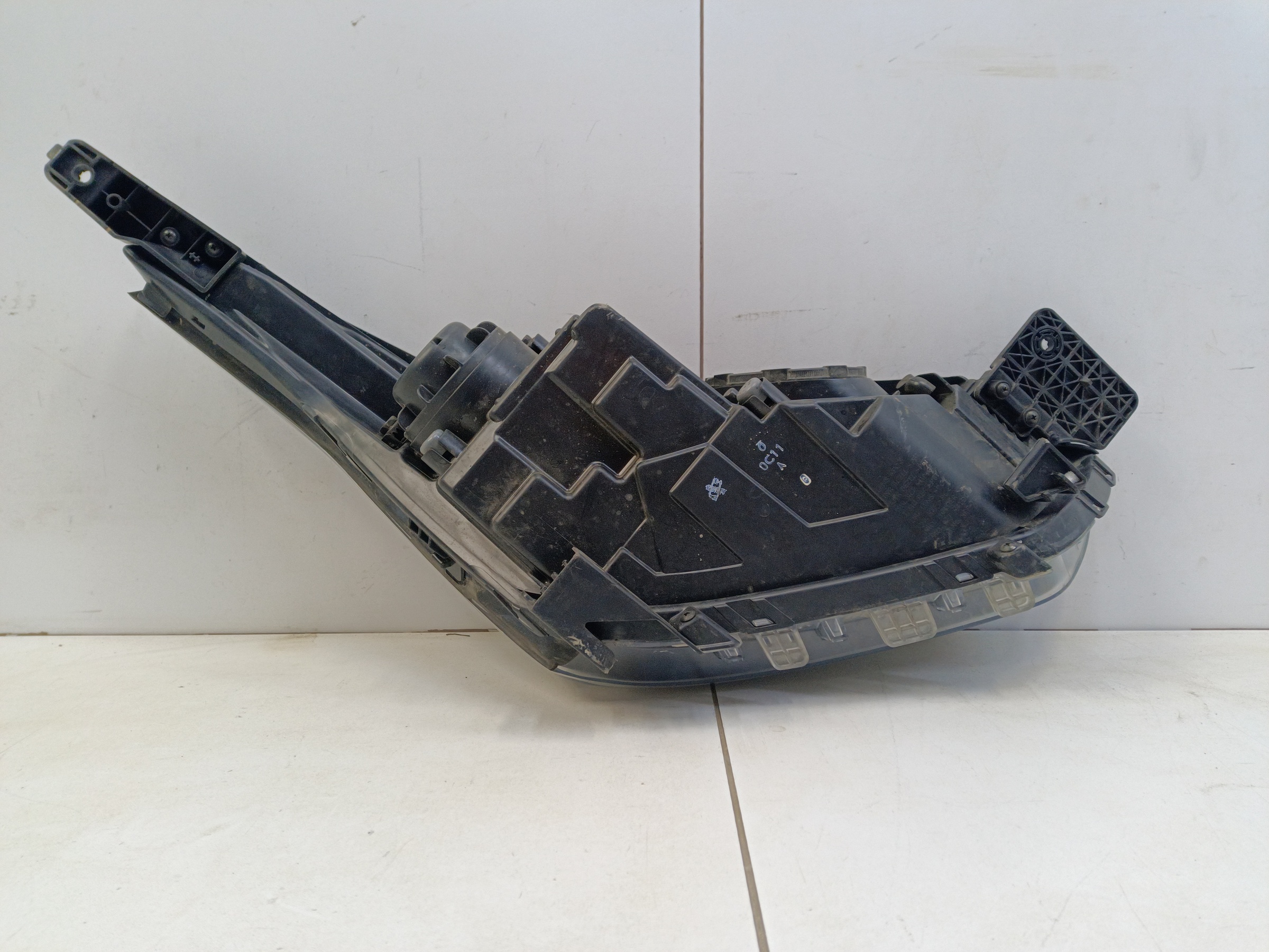 Фара передняя левая Hyundai Creta 1 галоген линза ДХО черная