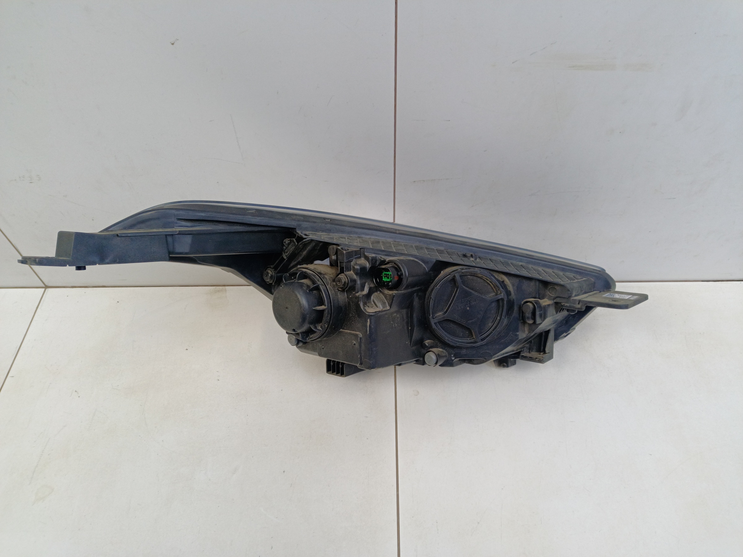 Фара передняя левая Hyundai Creta 1 галоген линза ДХО черная