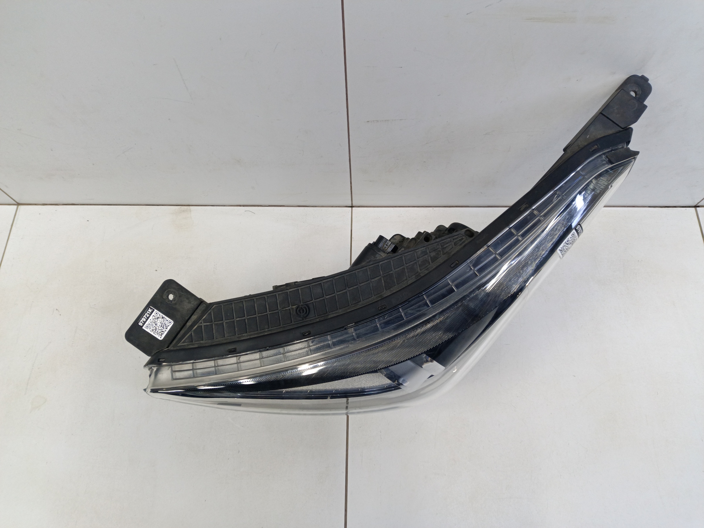 Фара передняя левая Hyundai Creta 1 галоген линза ДХО черная