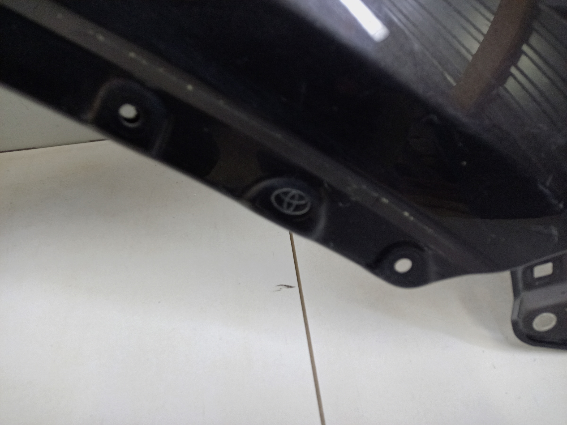 Крыло переднее правое Toyota RAV4 XA50