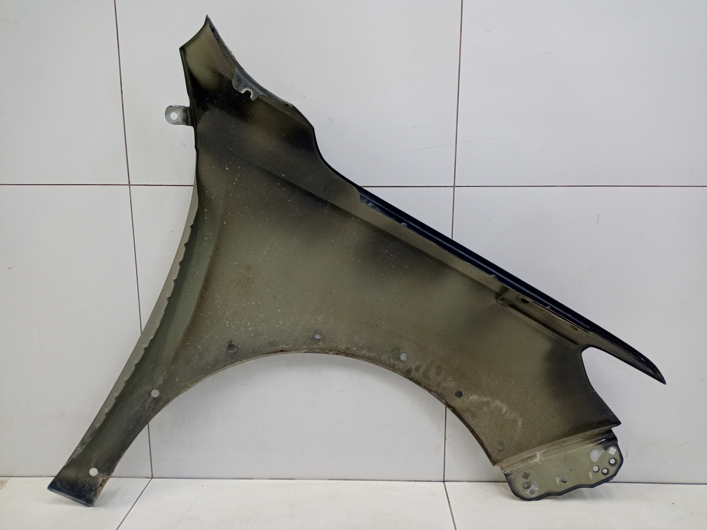 Крыло переднее левое Haval Jolion Restail
