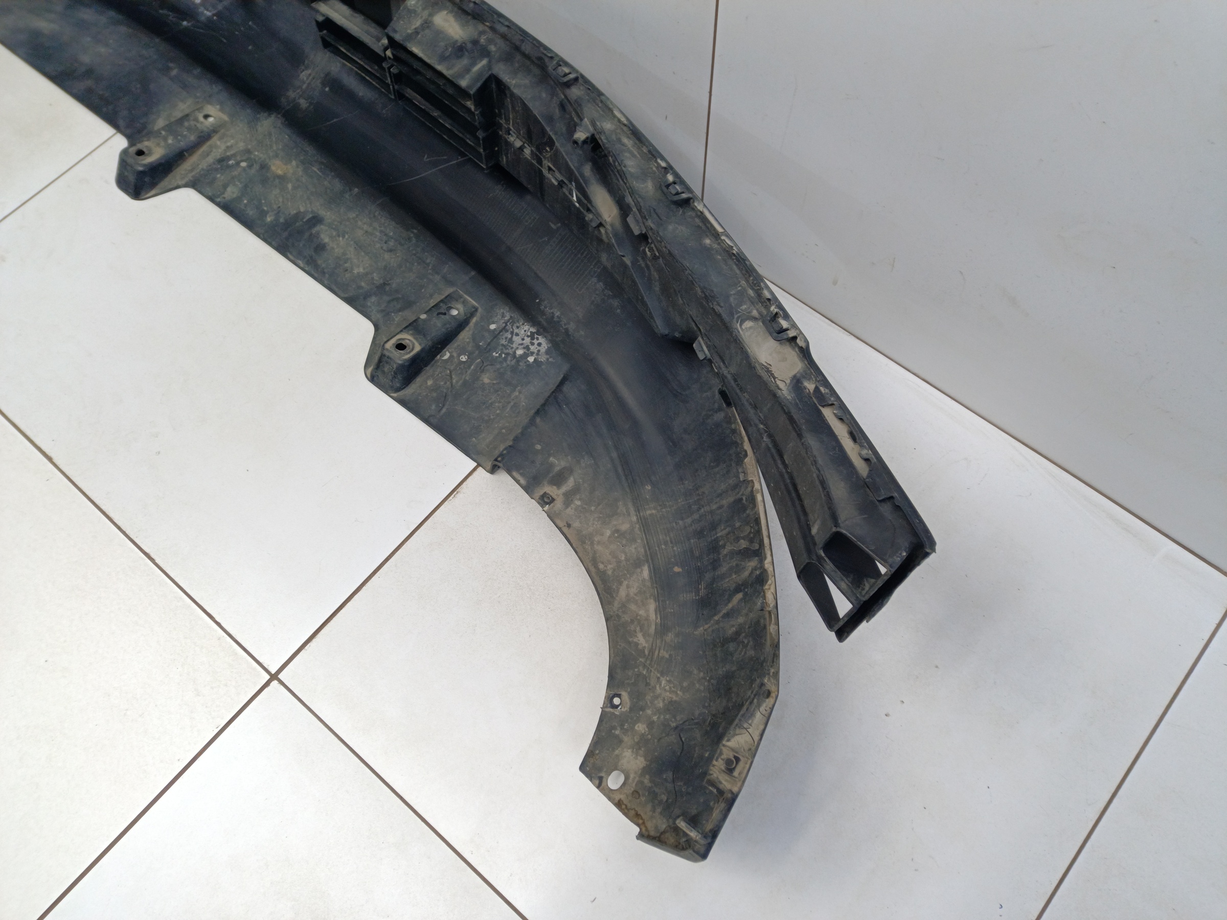 Юбка переднего бампера Omoda C5