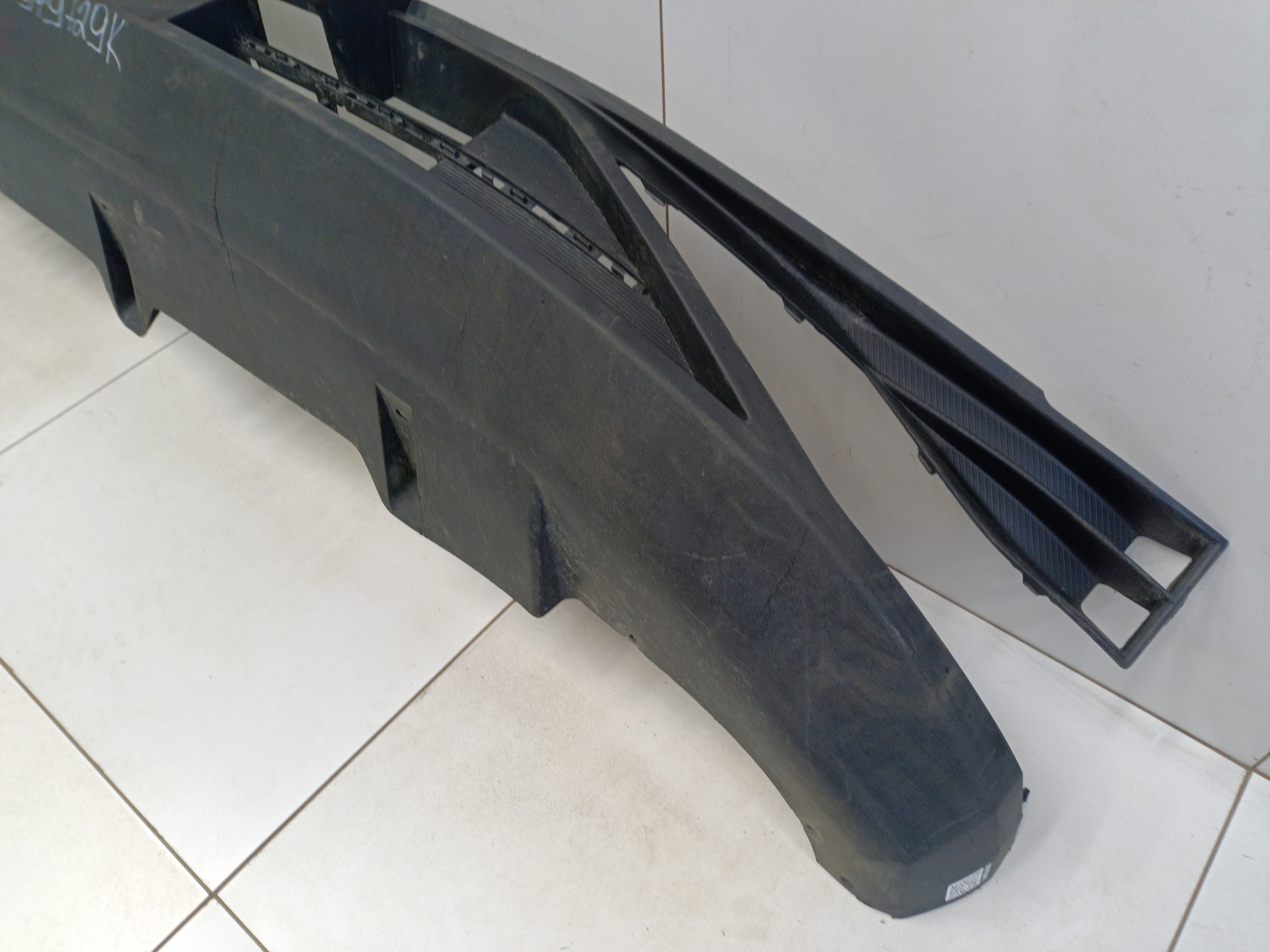 Юбка переднего бампера Omoda C5