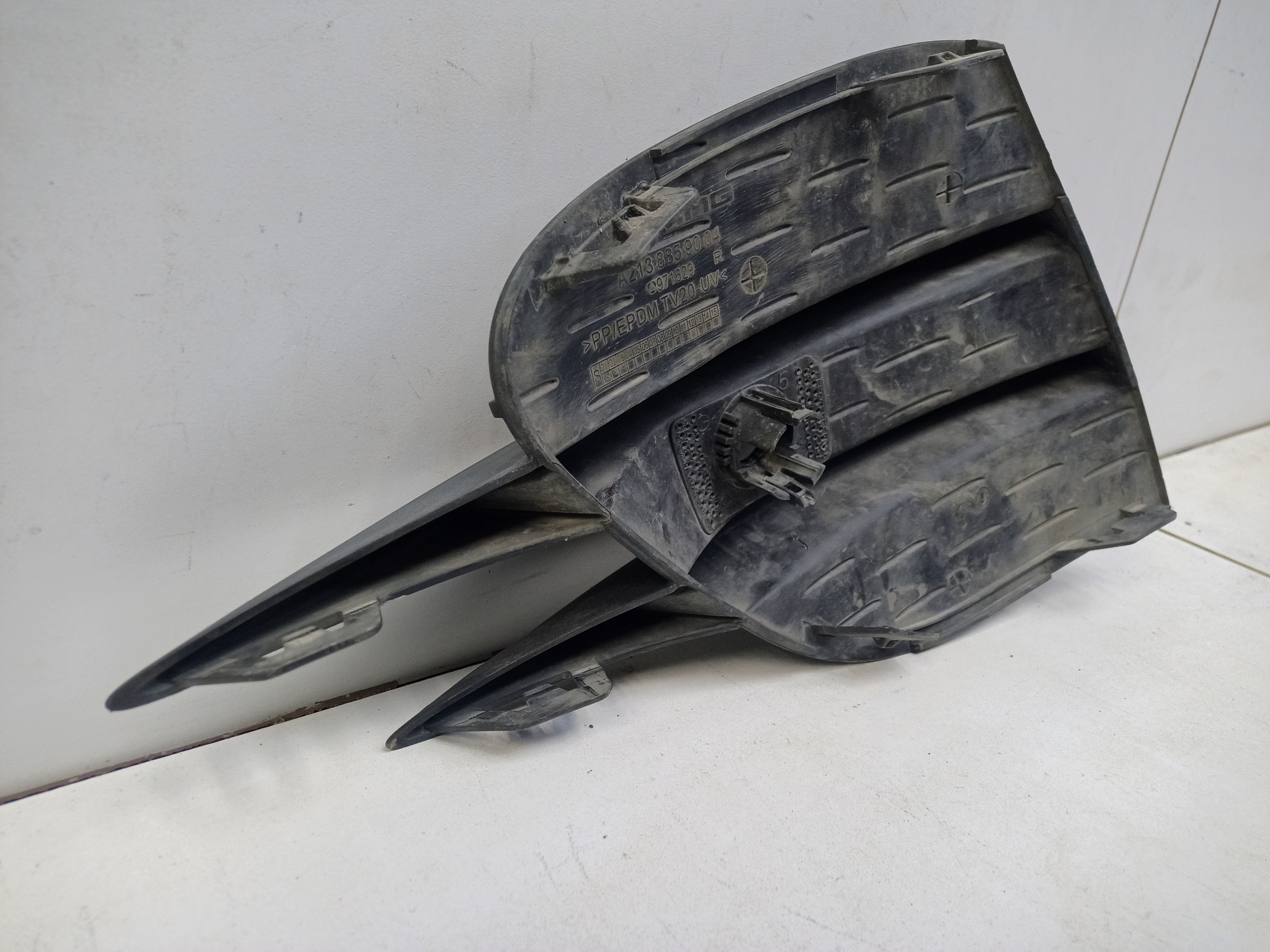 Решетка переднего бампера правая Mercedes Benz E-klasse W213 Restail AMG