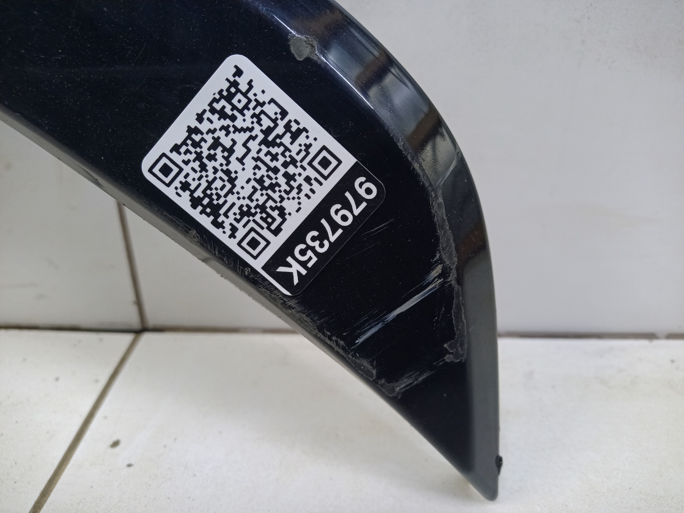 Накладка крыла заднего левого Toyota Land Cruiser 300