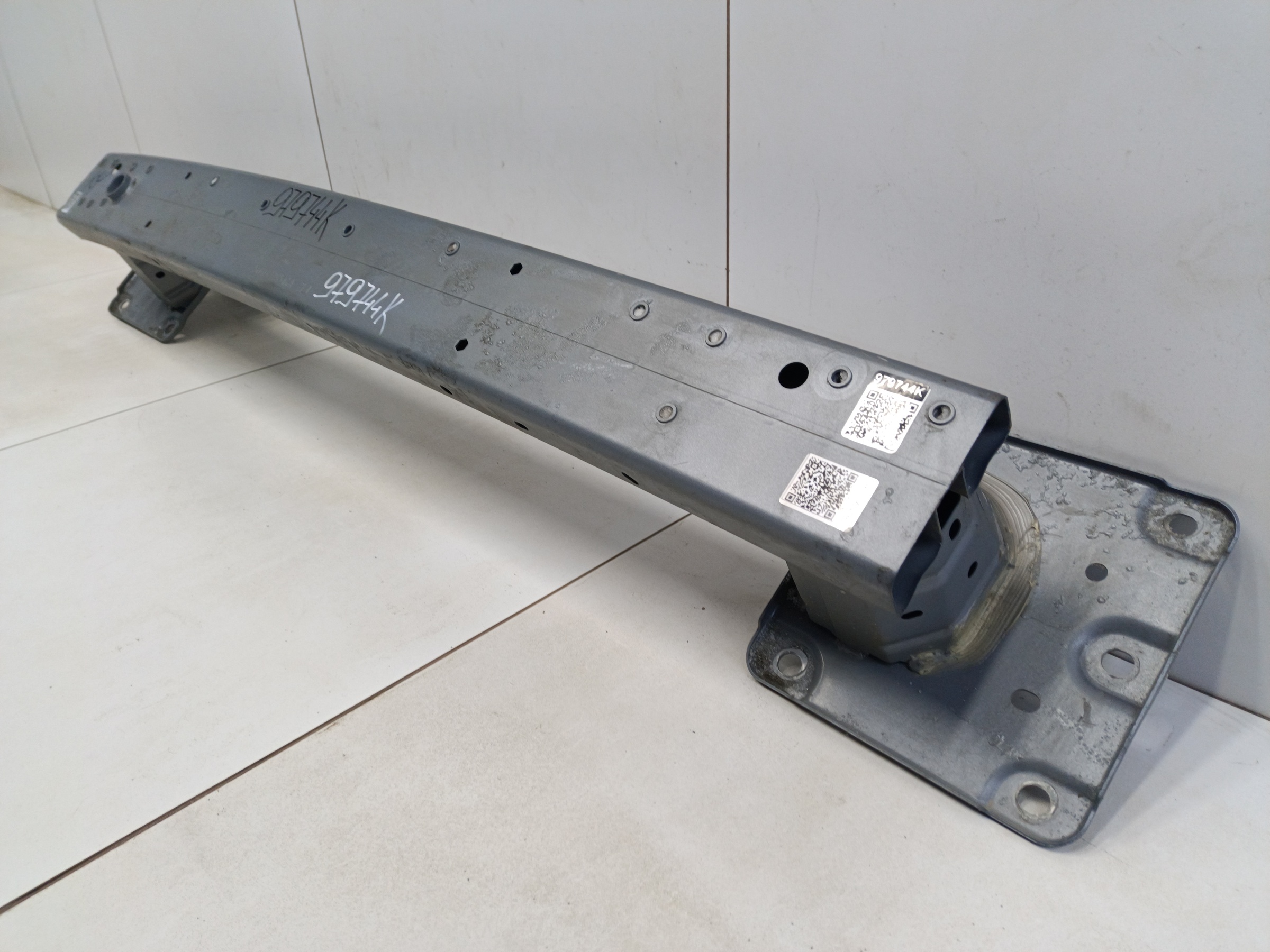 Усилитель переднего бампера Jetour T2