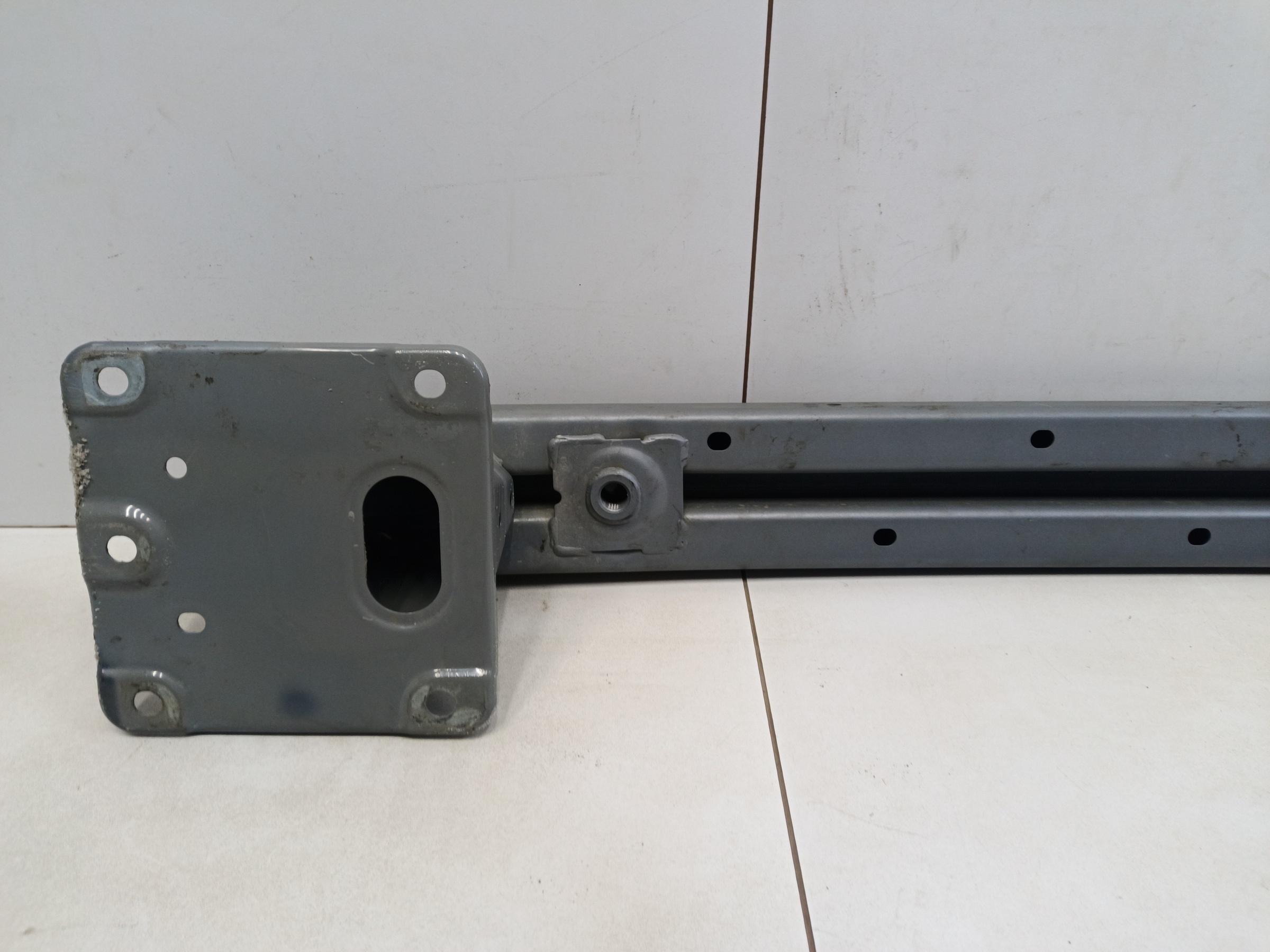 Усилитель переднего бампера Jetour T2