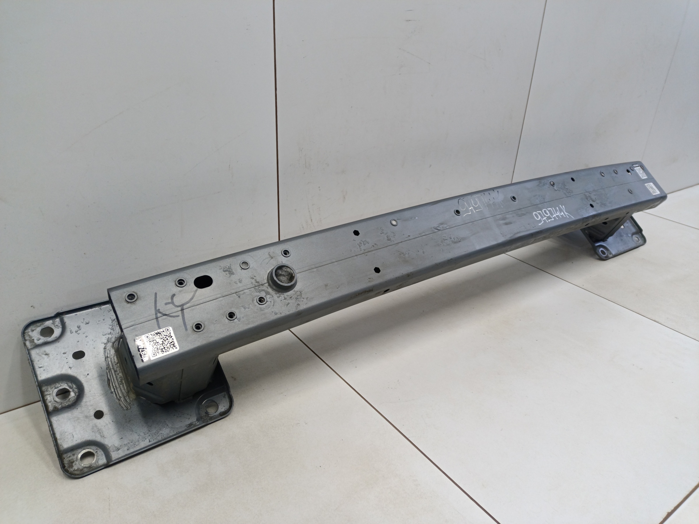 Усилитель переднего бампера Jetour T2