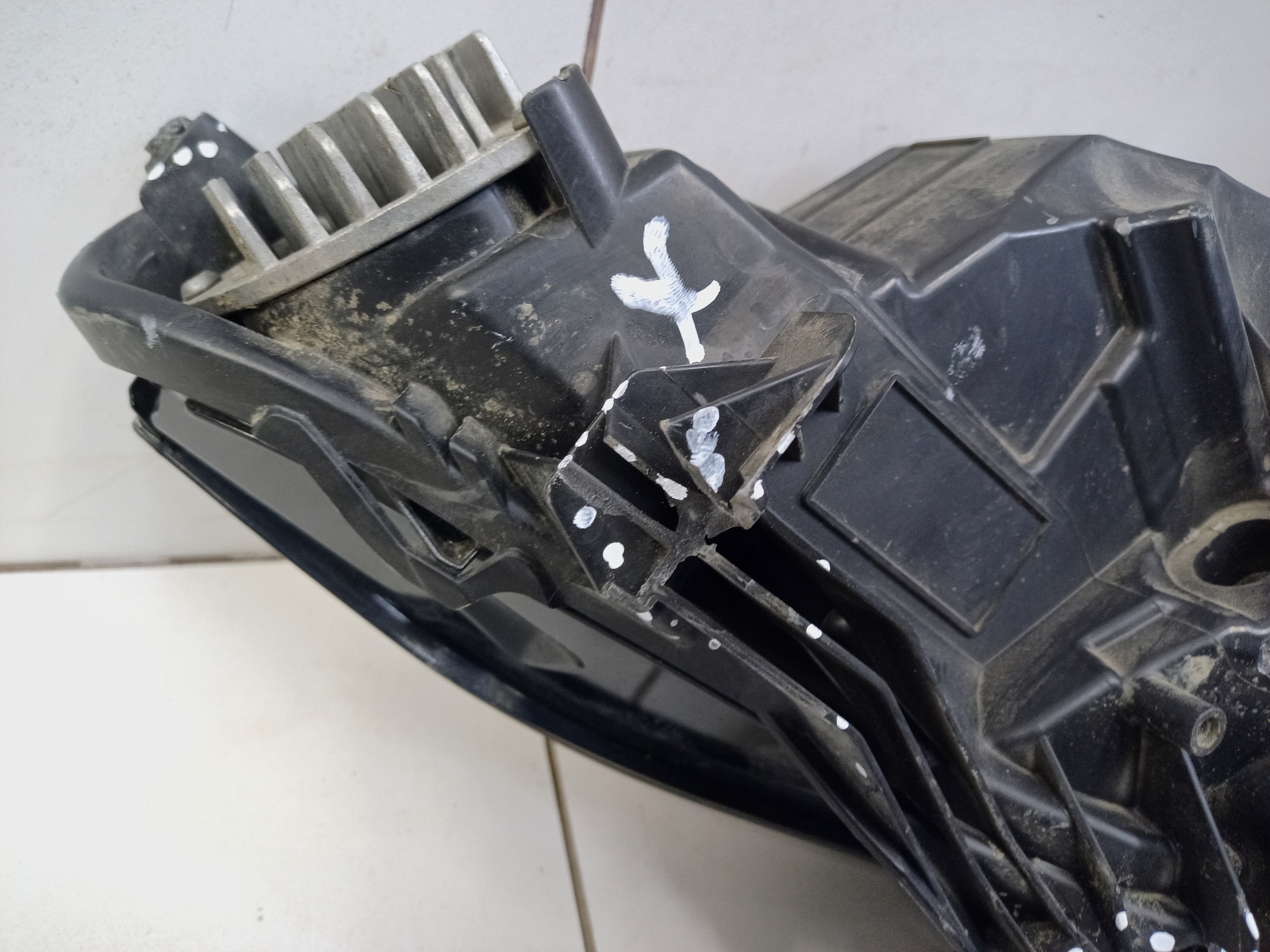 Фара передняя левая Land Rover Evoque 2 LED