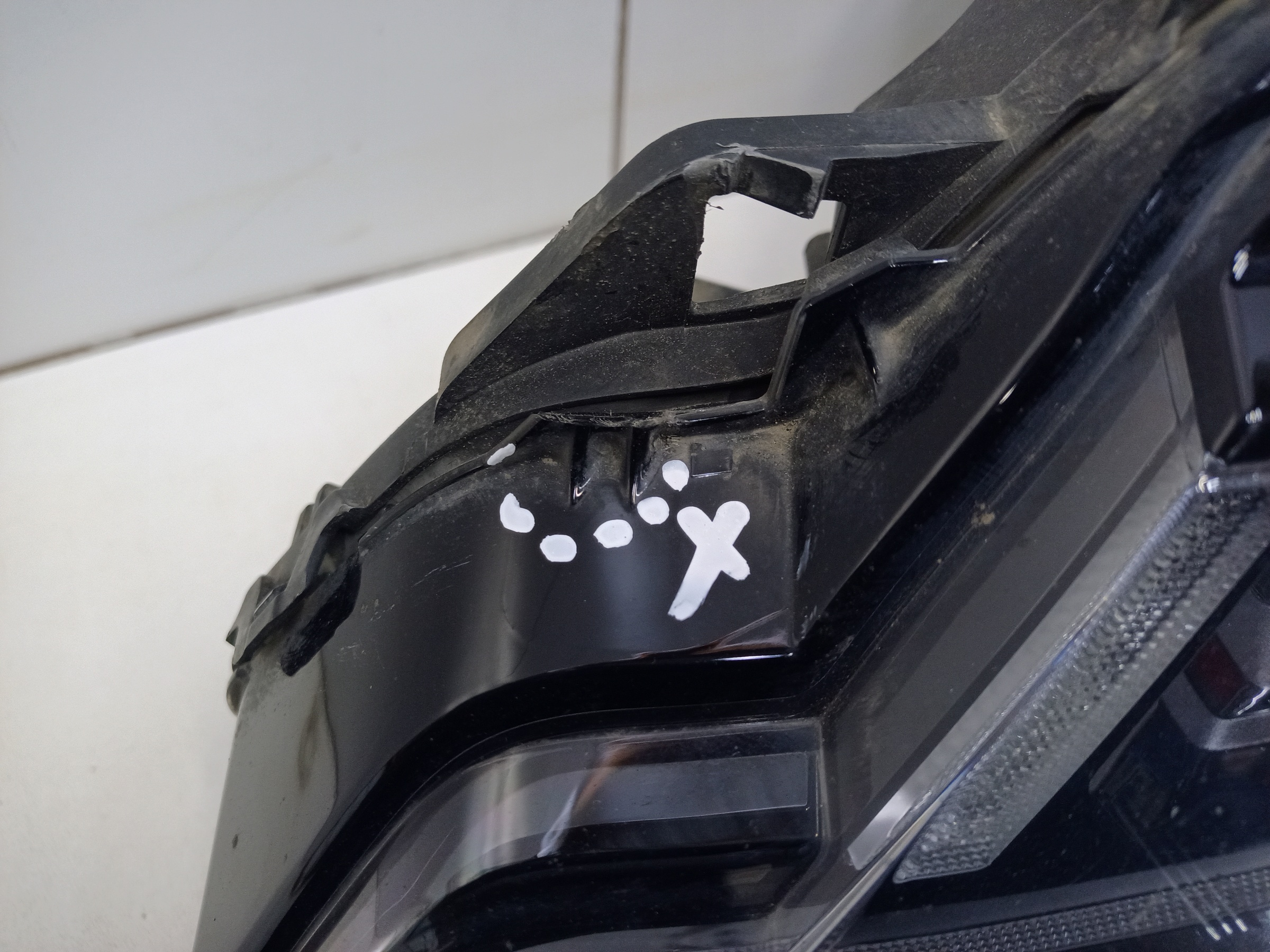 Фара передняя левая Land Rover Evoque 2 LED