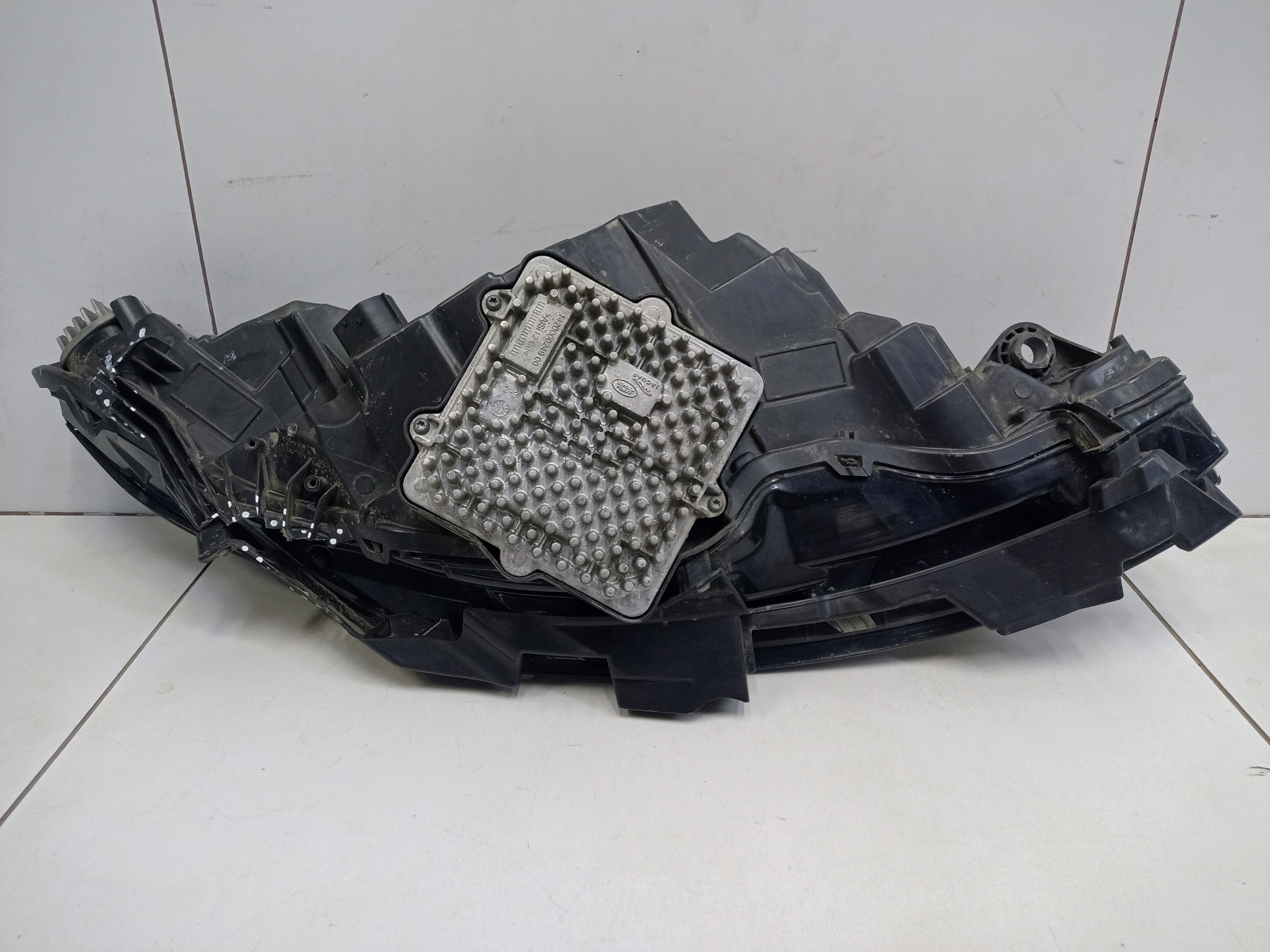 Фара передняя левая Land Rover Evoque 2 LED