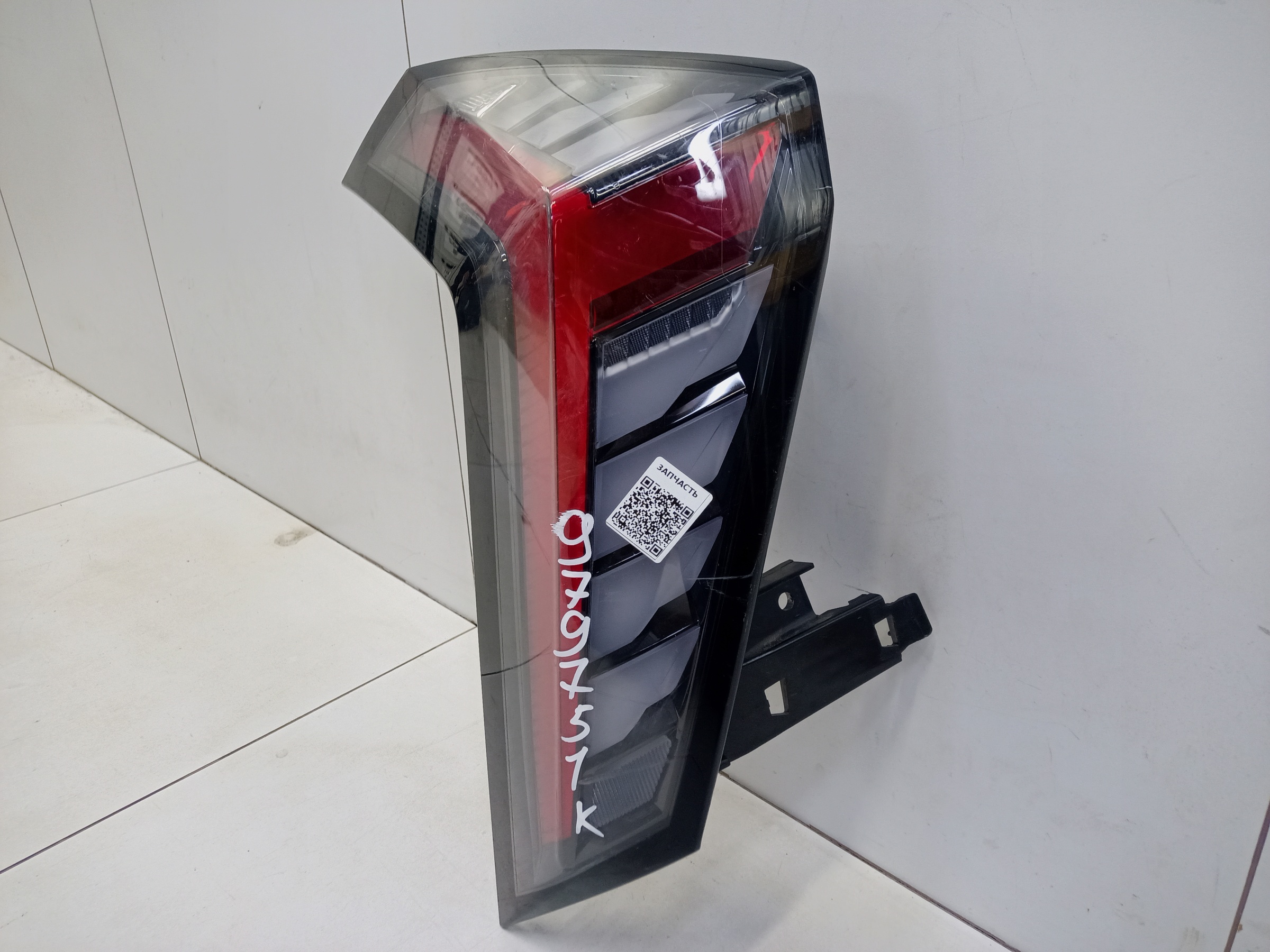 Фонарь задний левый наружный Geely Atlas 2 LED