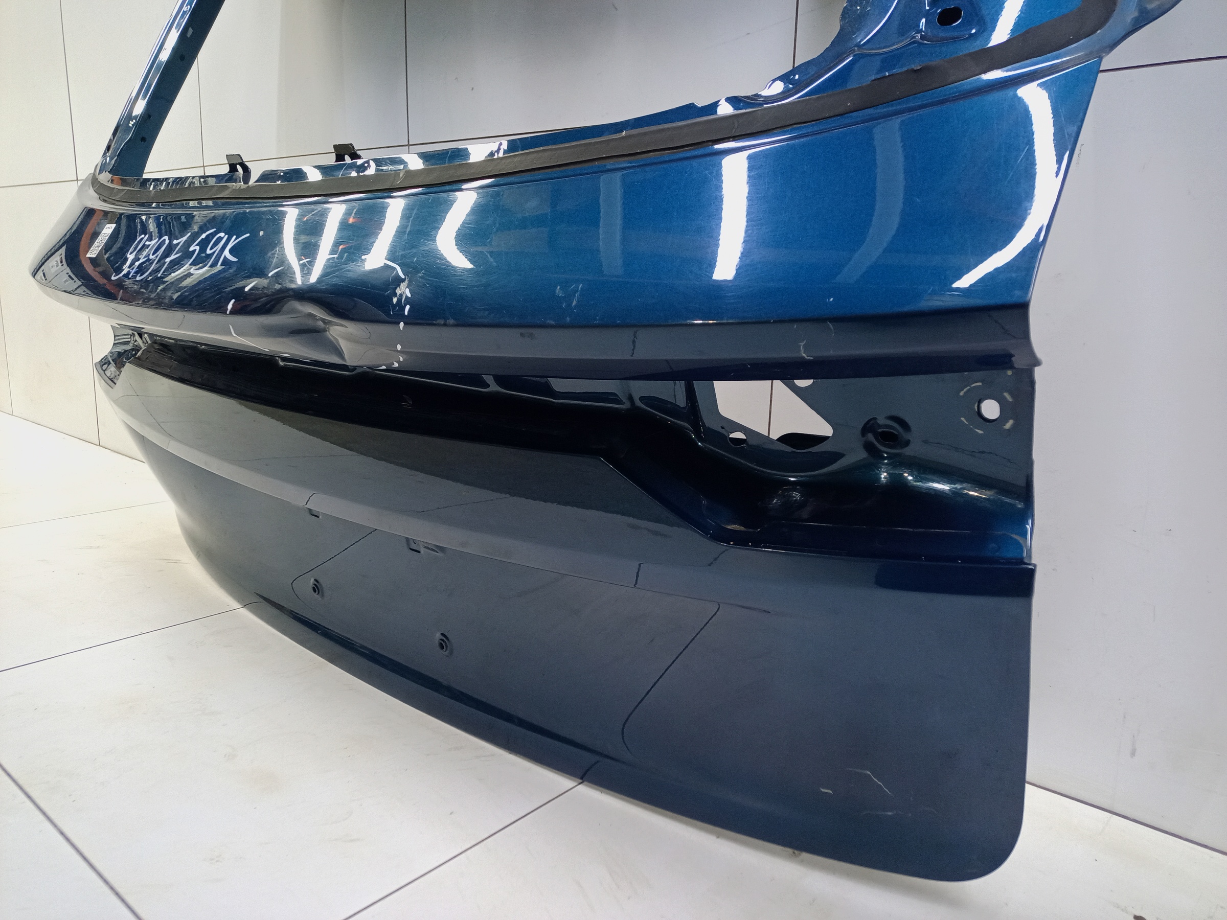 Крышка багажника Geely Monjaro