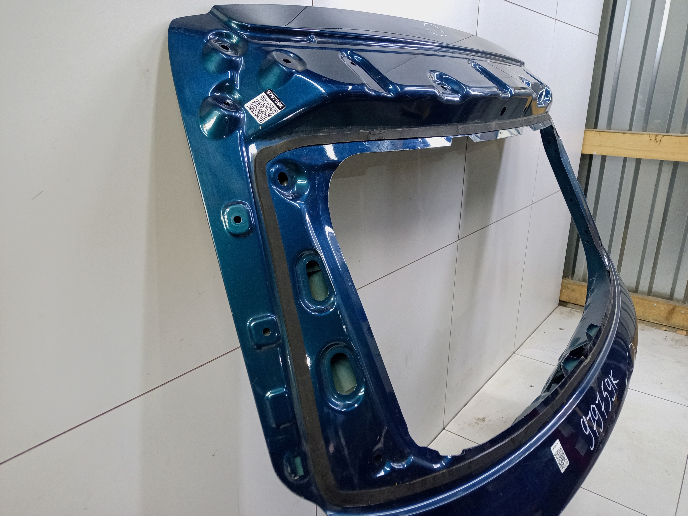 Крышка багажника Geely Monjaro