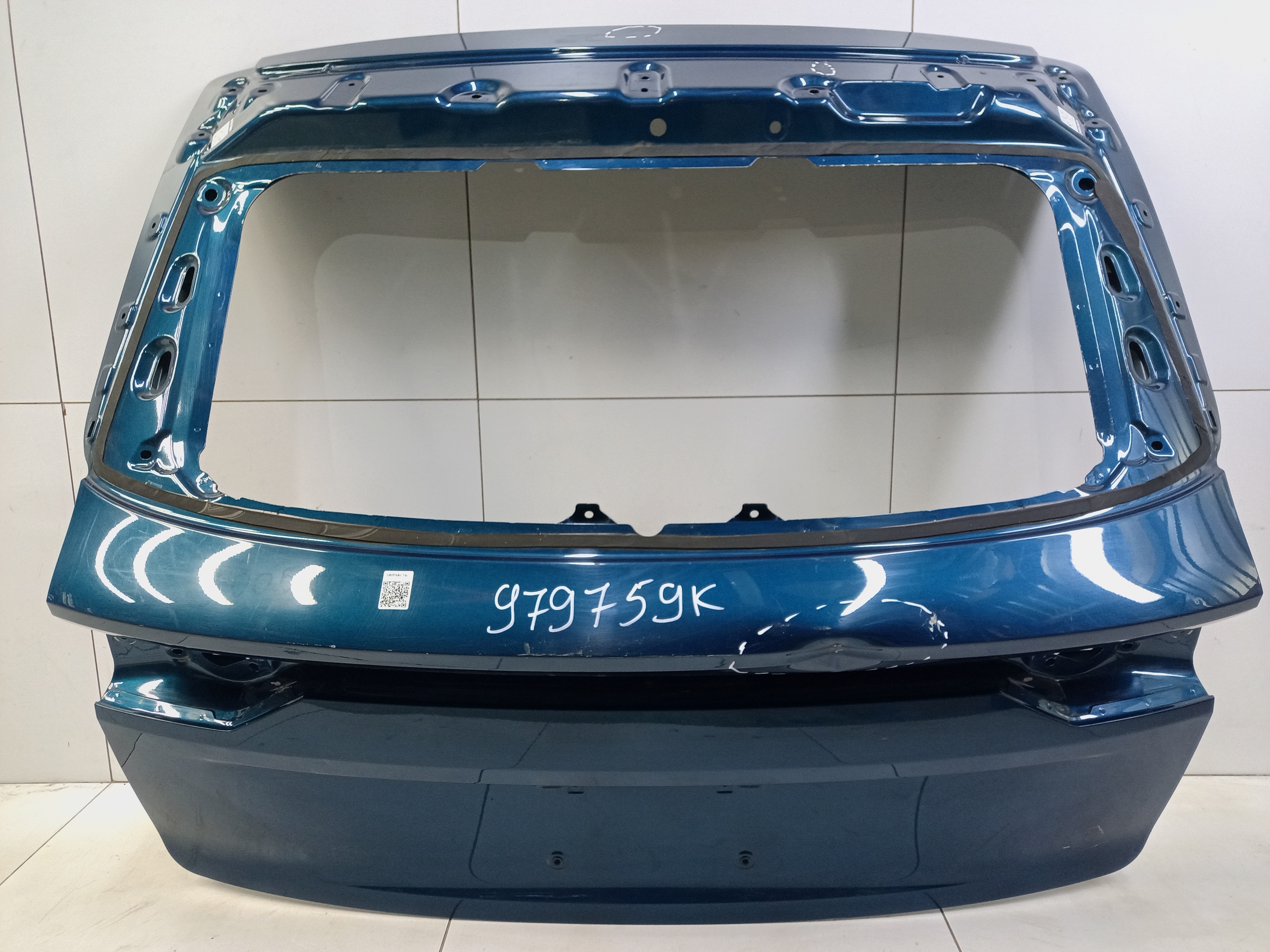 Крышка багажника Geely Monjaro